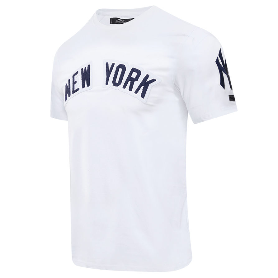 New York Yankees Pro Standard MLB Classic Chenille T-Shirt - White