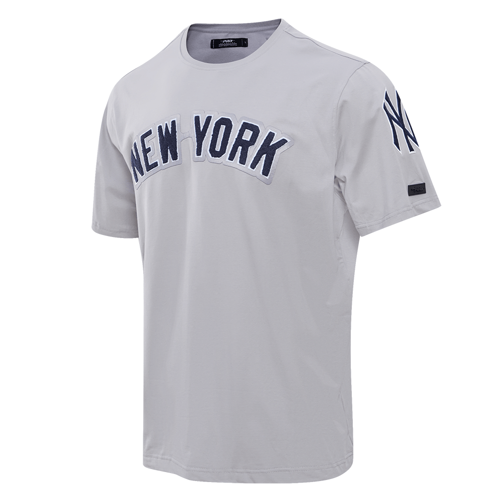 New York Yankees Pro Standard MLB Classic Chenille T-Shirt - Grey