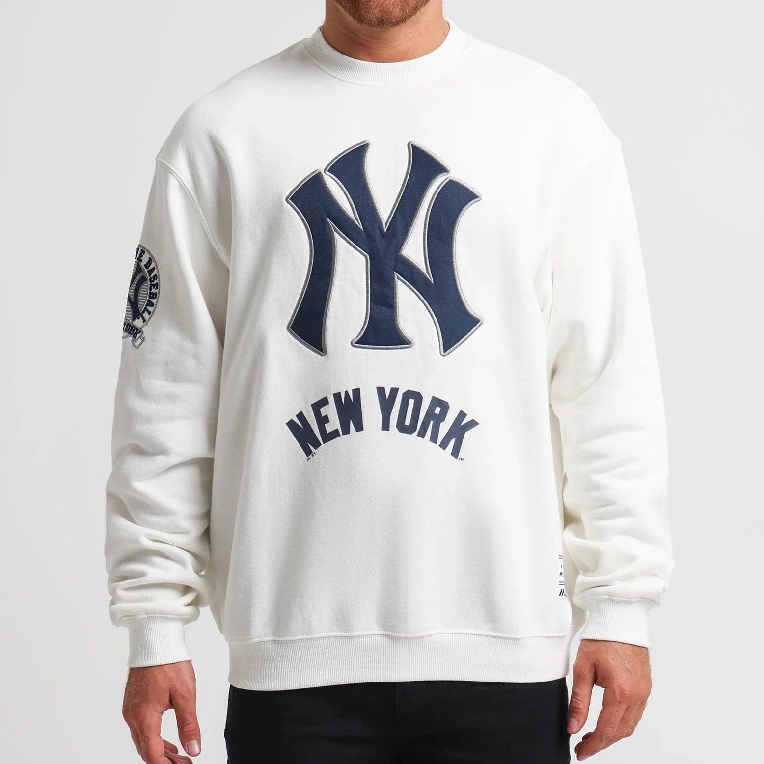 New York Yankees Majestic MLB V Ath Vintage Crew Jumper - Vintage White