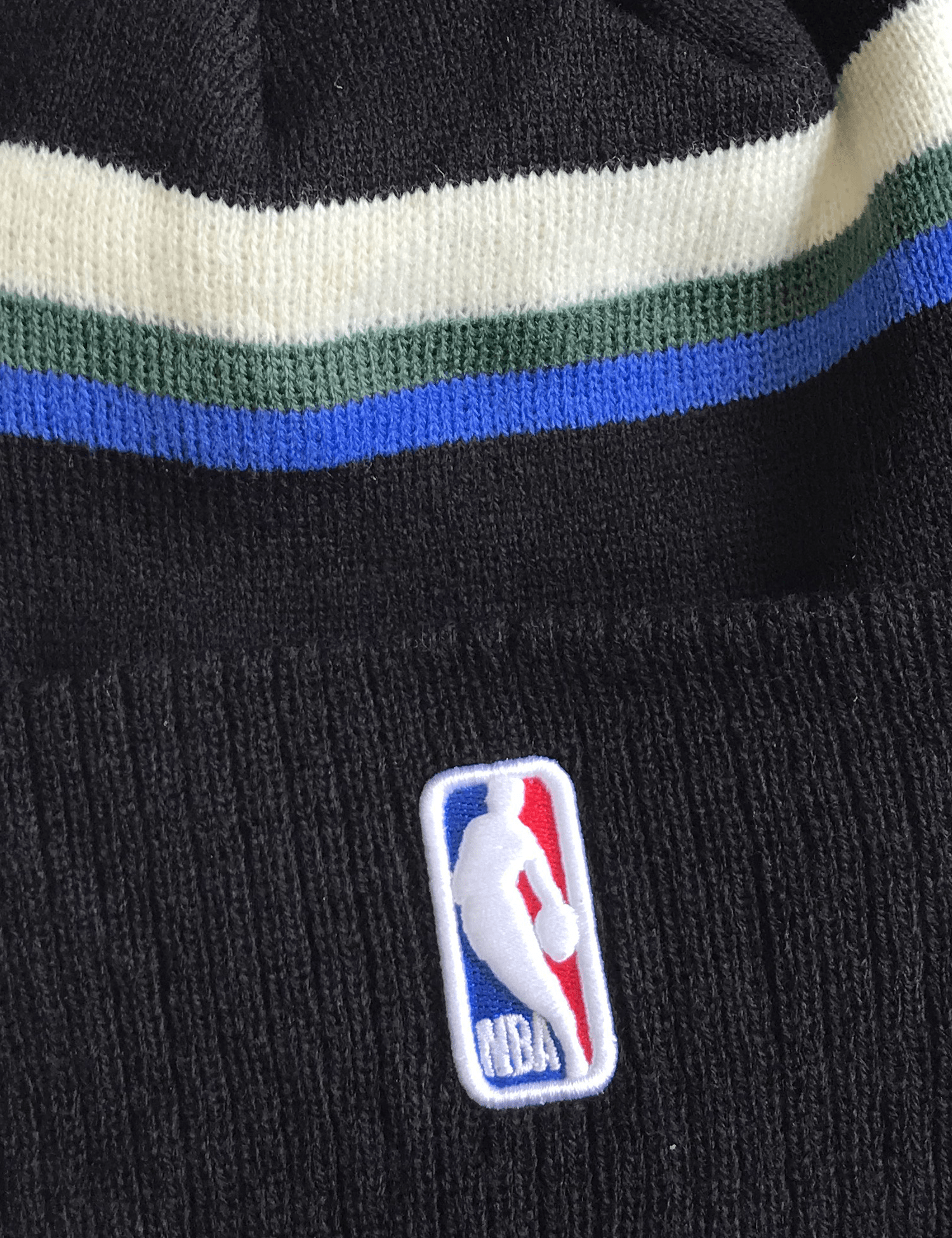 Milwaukee Bucks New Era NBA Statement Knit Beanie - Black