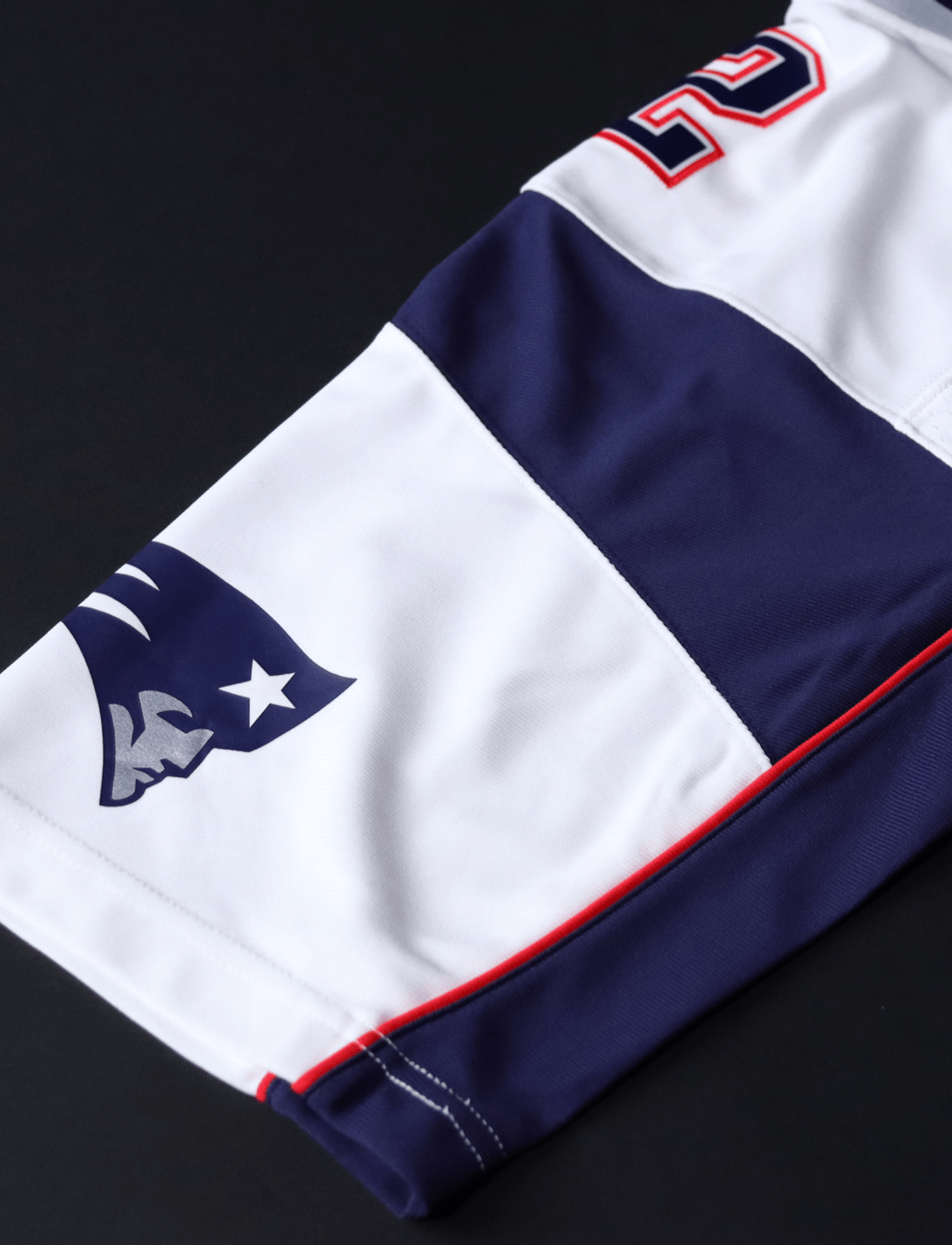 Tom Brady New England Patriots Mitchell & Ness NFL 2000 Legacy Jersey - White