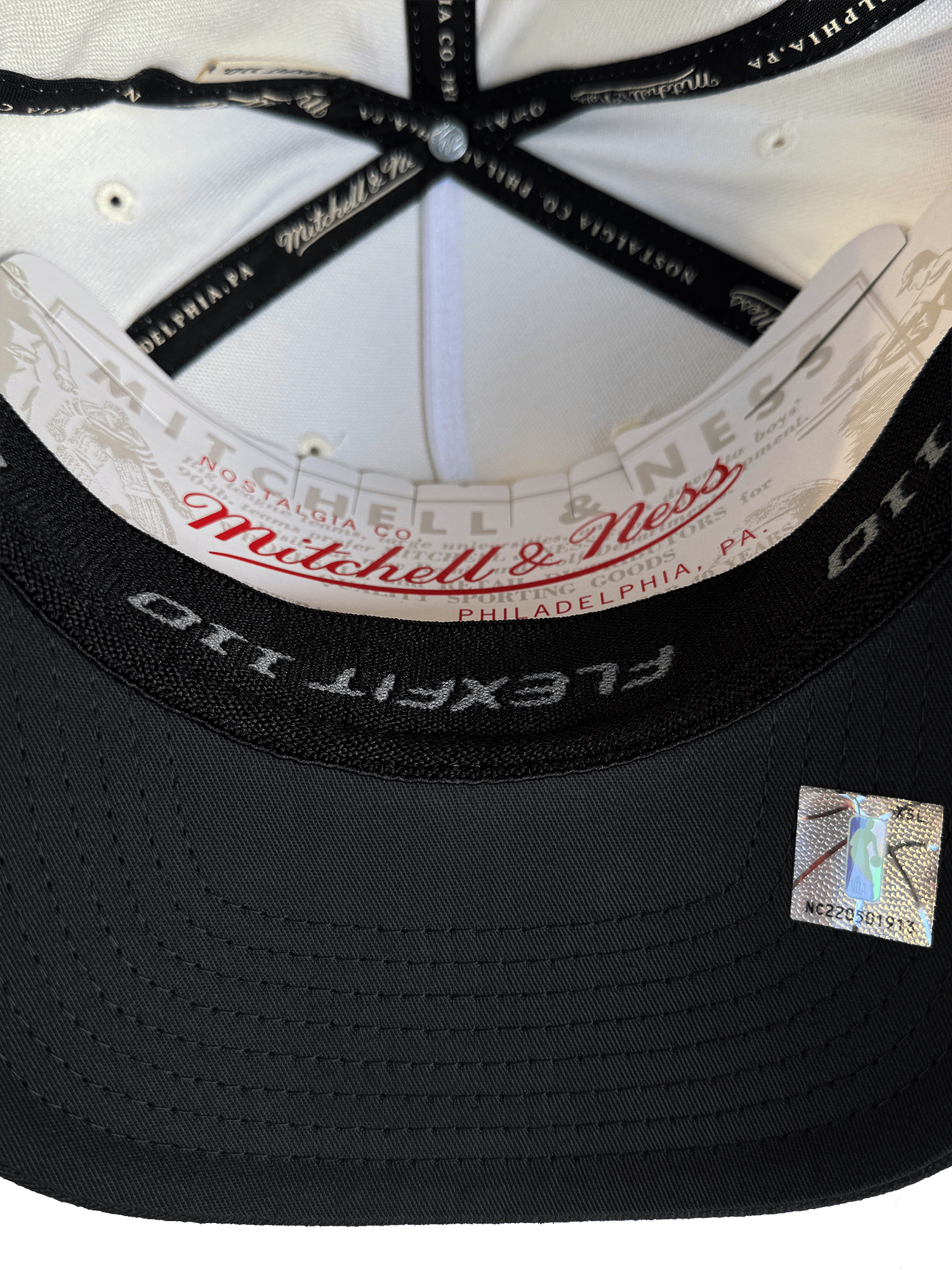 Boston Celtics Mitchell & Ness NBA Black On Black 110 Flex Snapback Hat