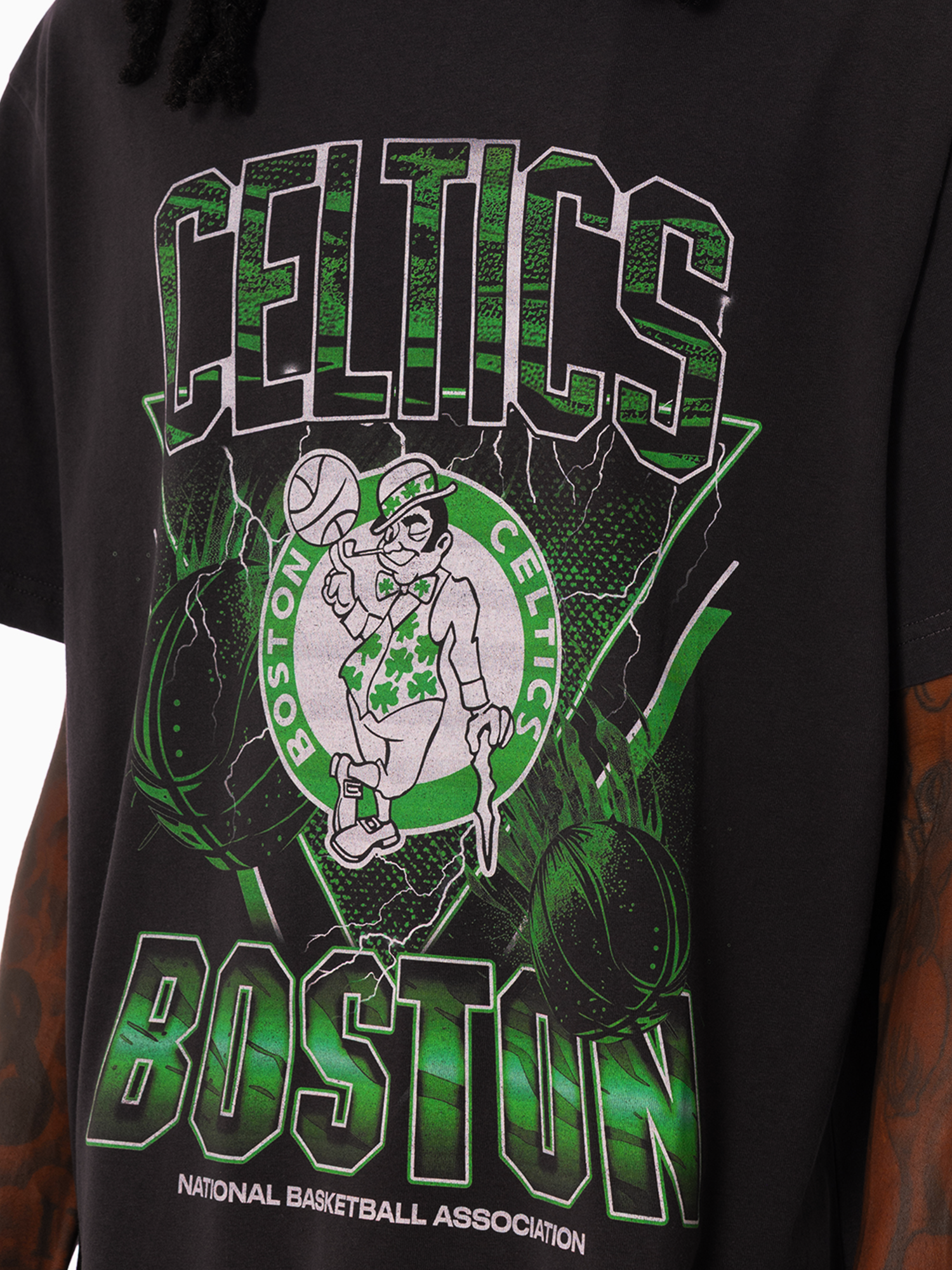 Boston Celtics Mitchell & Ness NBA Trigon Vintage T-Shirt - Overdyed Black
