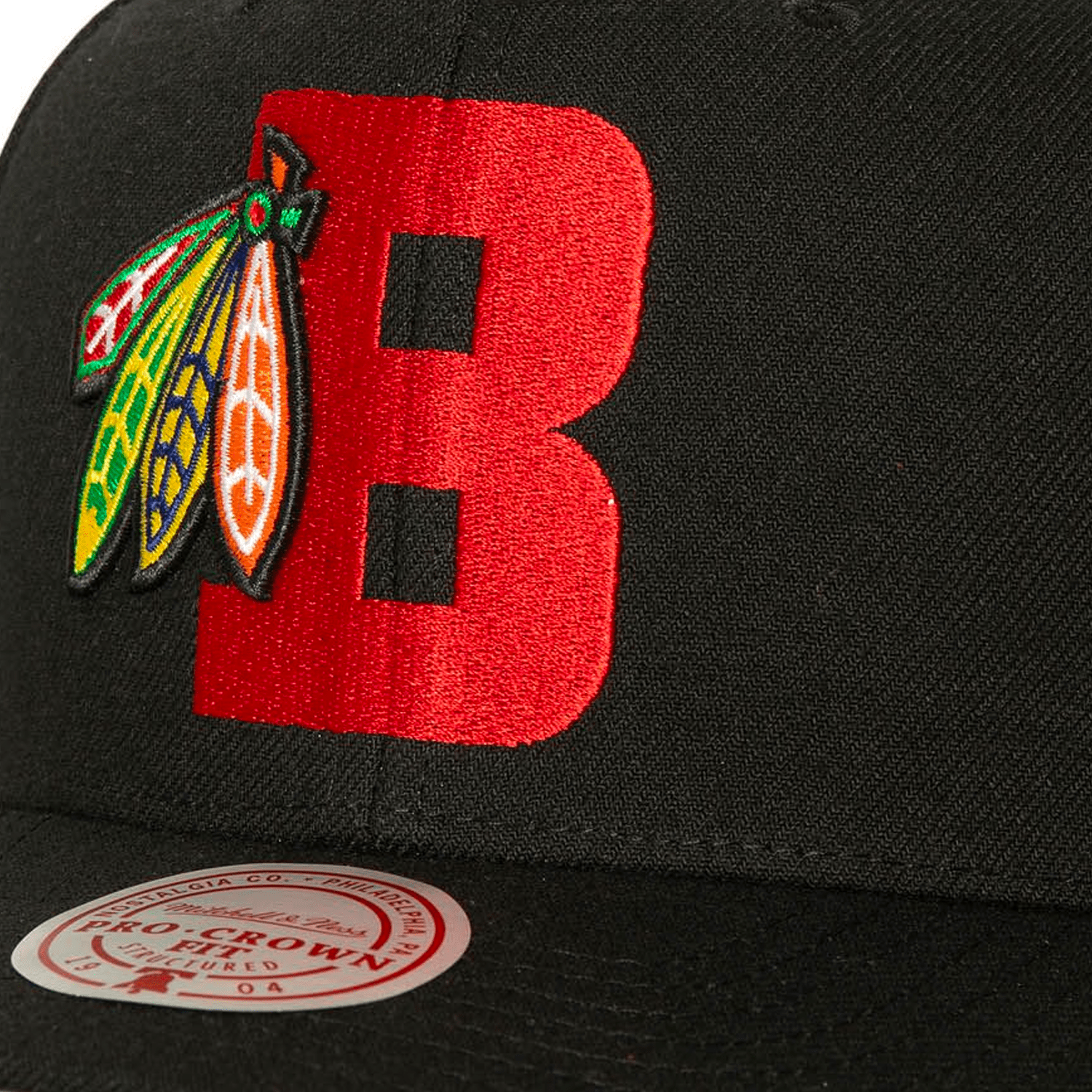 Chicago Blackhawks Mitchell & Ness NHL Icon Pro Crown Snapback Hat - Black