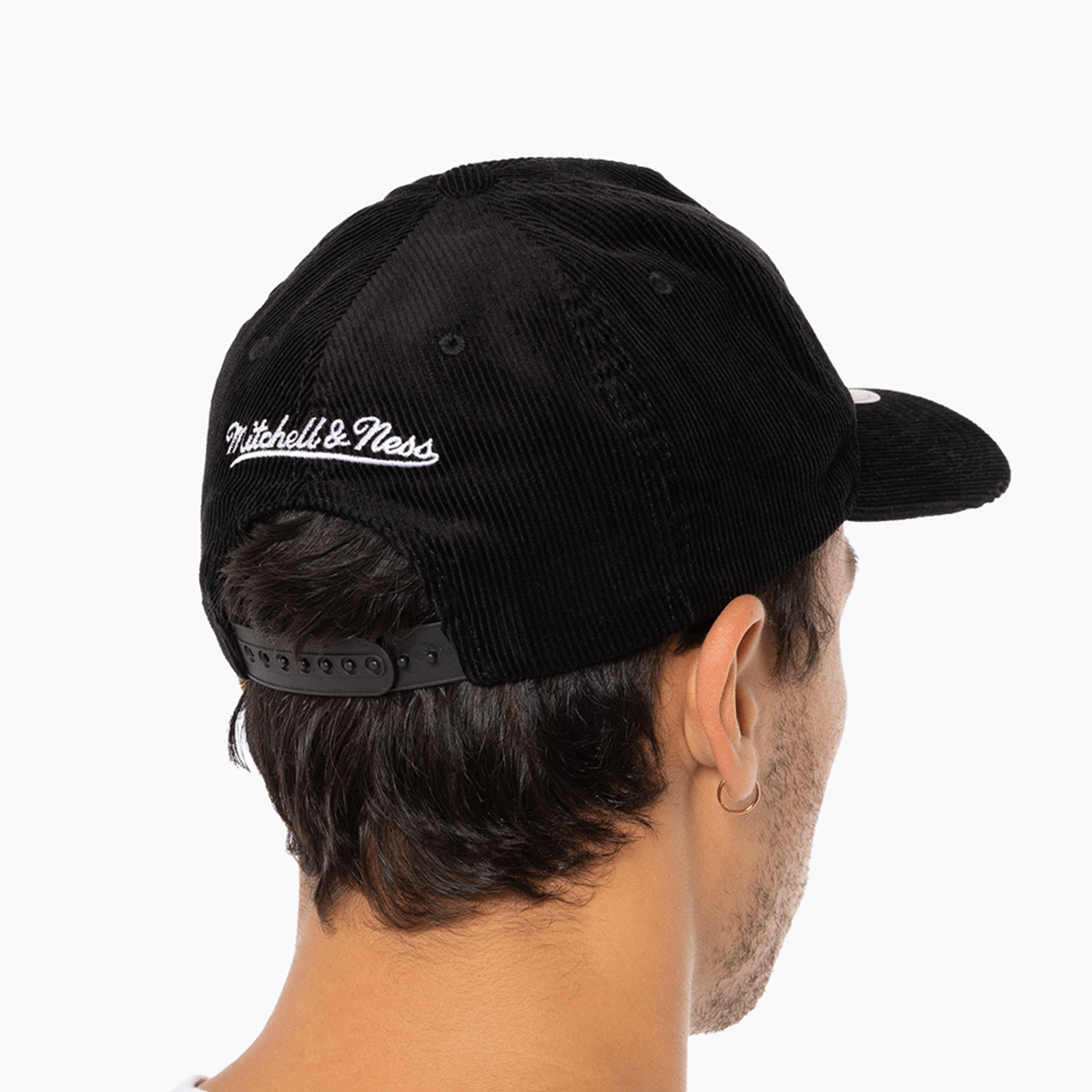 Chicago Bulls Mitchell & Ness NBA Vintage Origin Deadstock Snapback Hat - Black