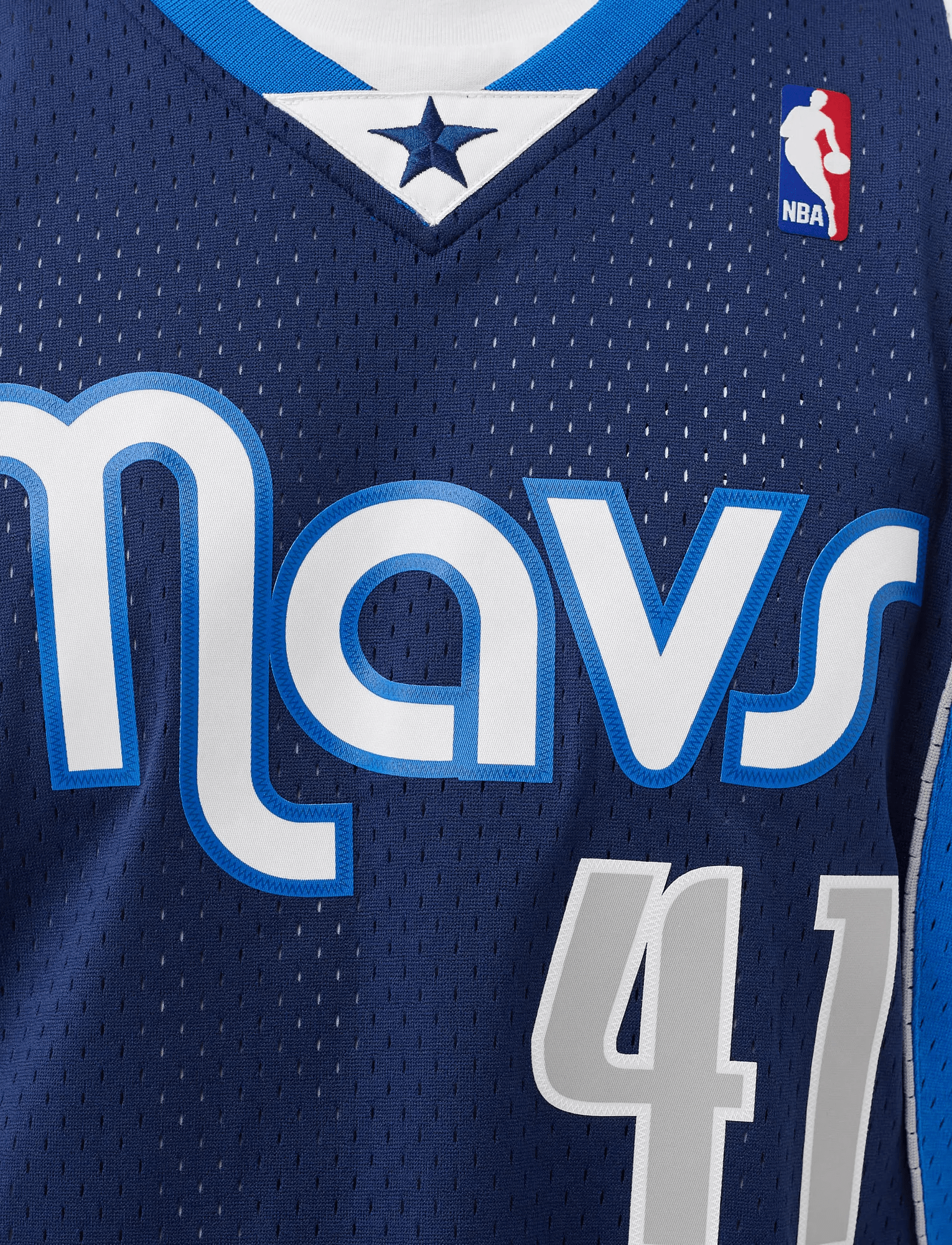 Dirk Nowitzki Dallas Mavericks Mitchell & Ness NBA 11-12 Away Swingman Jersey - Navy