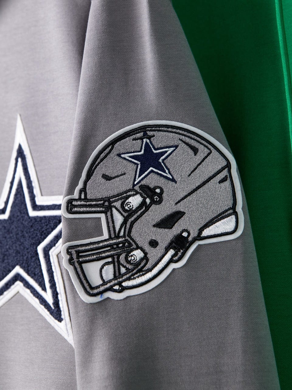 Dallas Cowboys Pro Standard NFL Team Chenille Hoodie Jumper - Grey