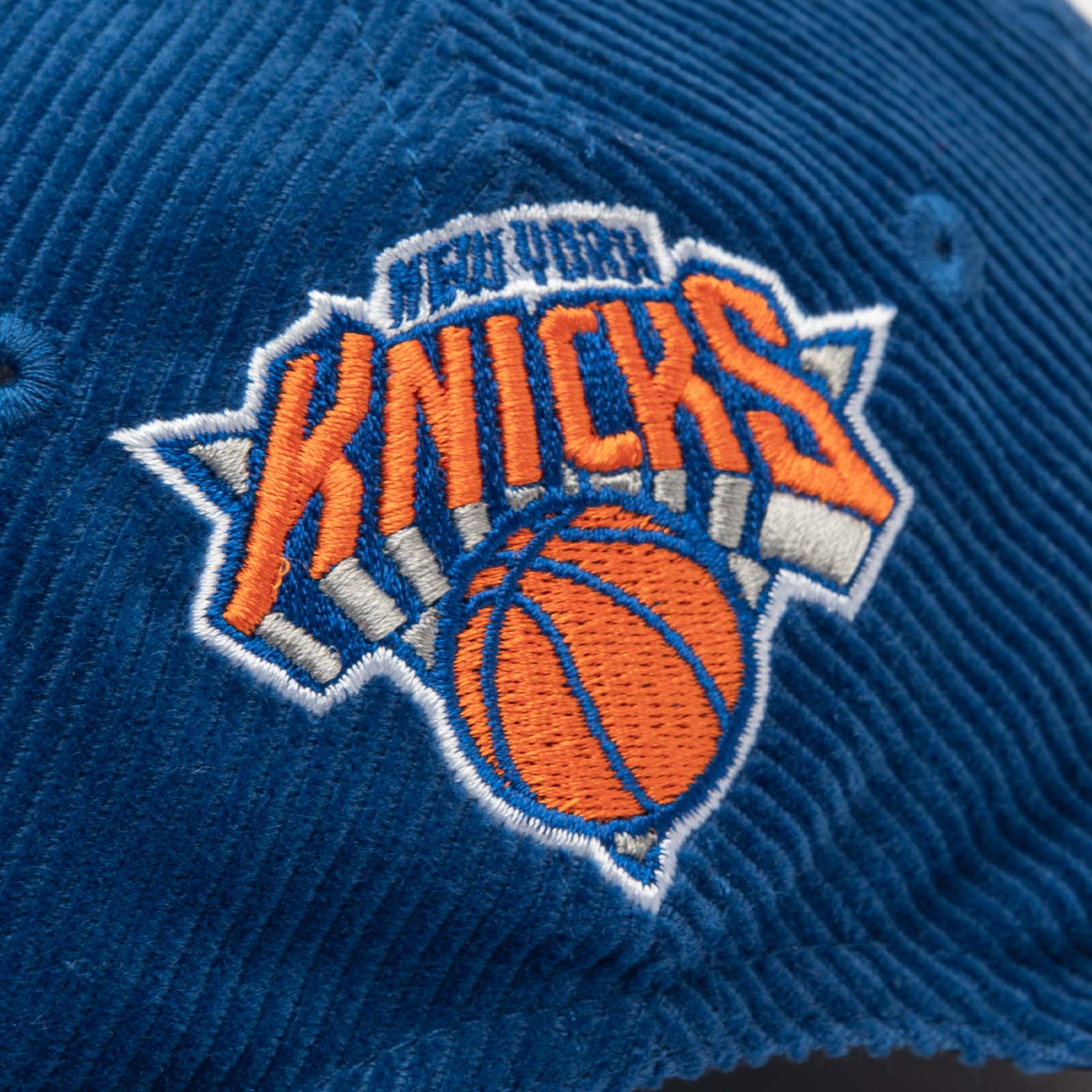 New York Knicks Mitchell & Ness NBA Net Deadstock Pre-Curved Snapback Hat - Blue