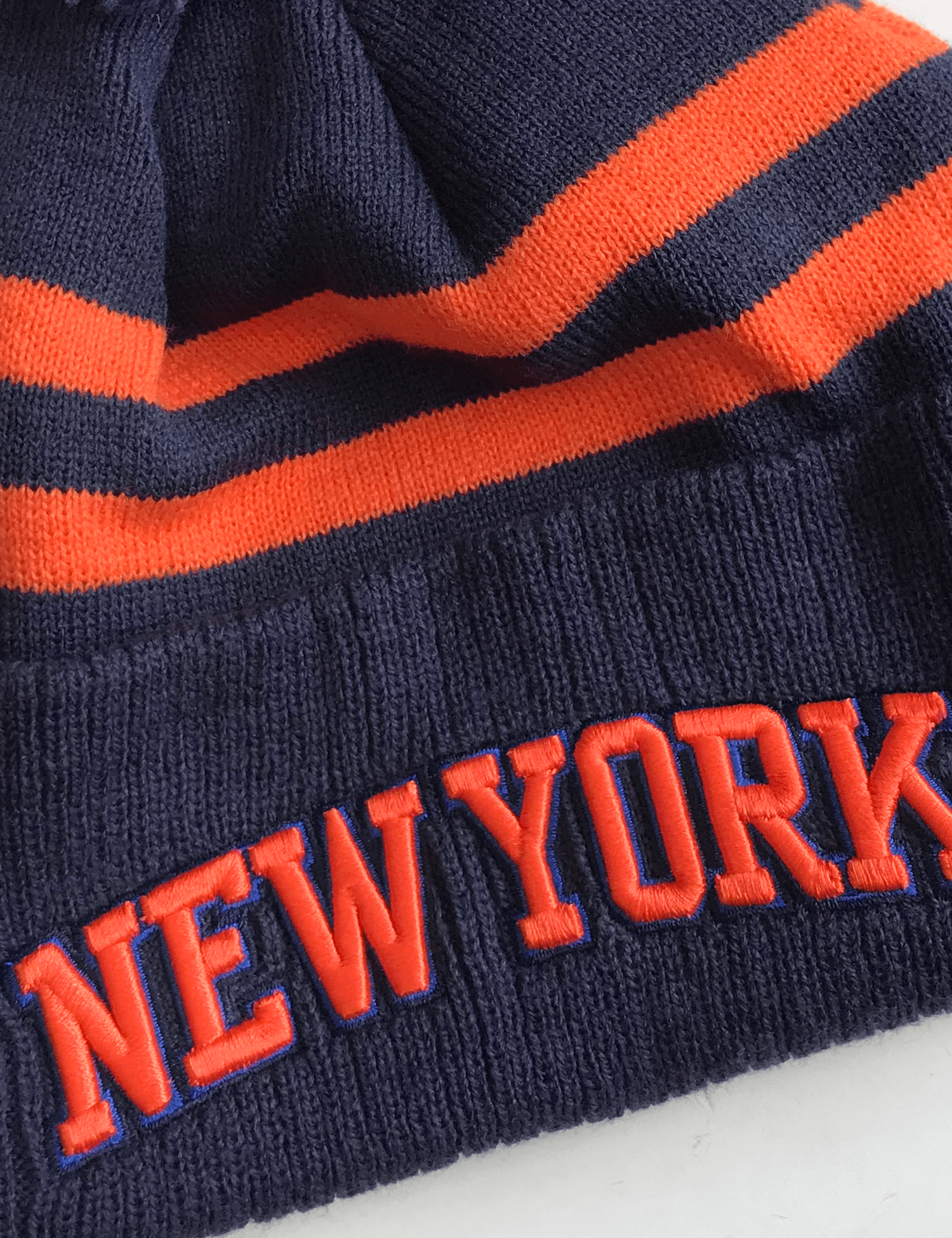 New York Knicks New Era NBA Statement Knit Beanie - Navy