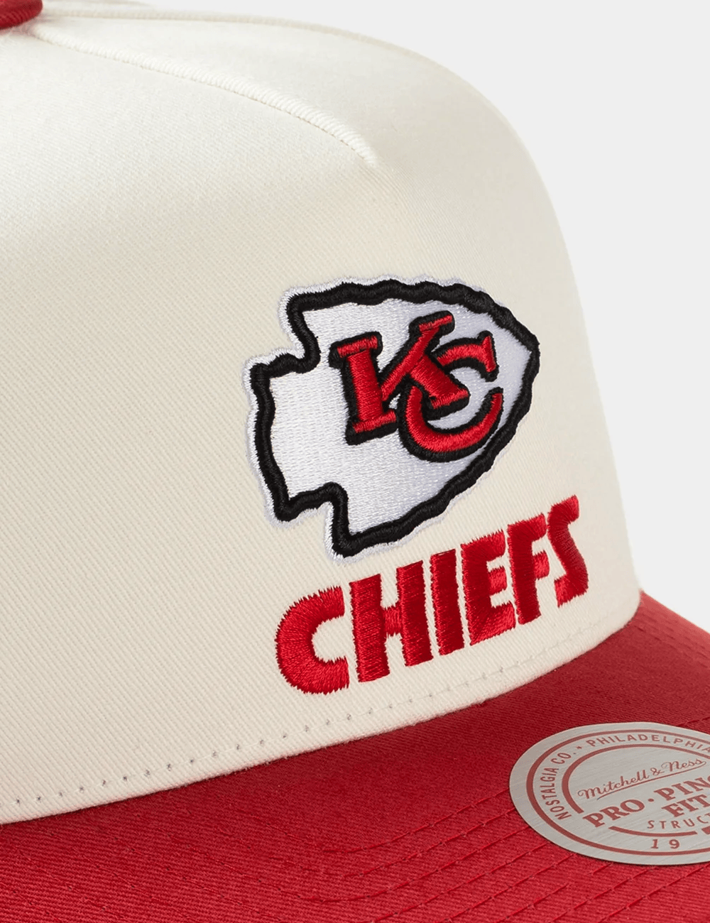 Kansas City Chiefs Mitchell & Ness NFL Team Pro Pinch Snapback Hat - White Cream