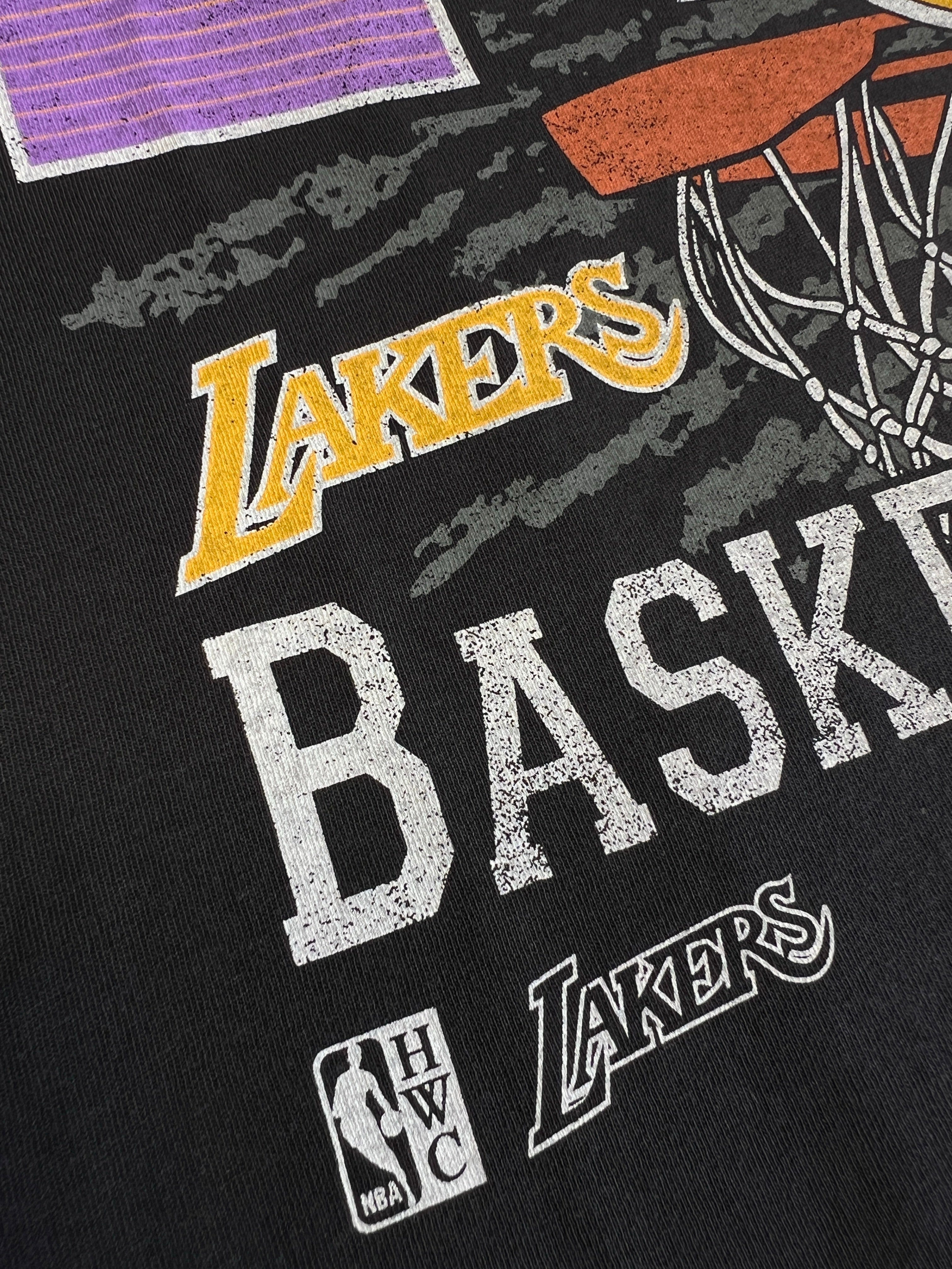 Los Angeles Lakers Mitchell & Ness NBA Basketed Vintage T-Shirt - Overdyed Black