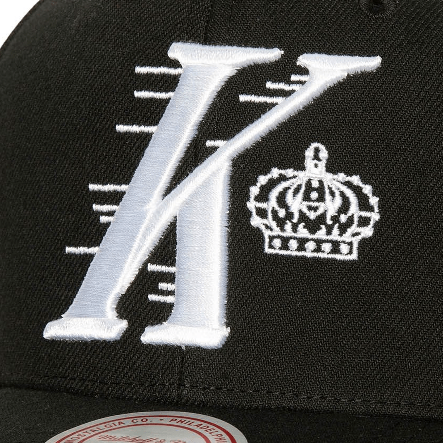 Los Angeles Kings Mitchell & Ness NHL Icon Pro Crown Snapback Hat - Black