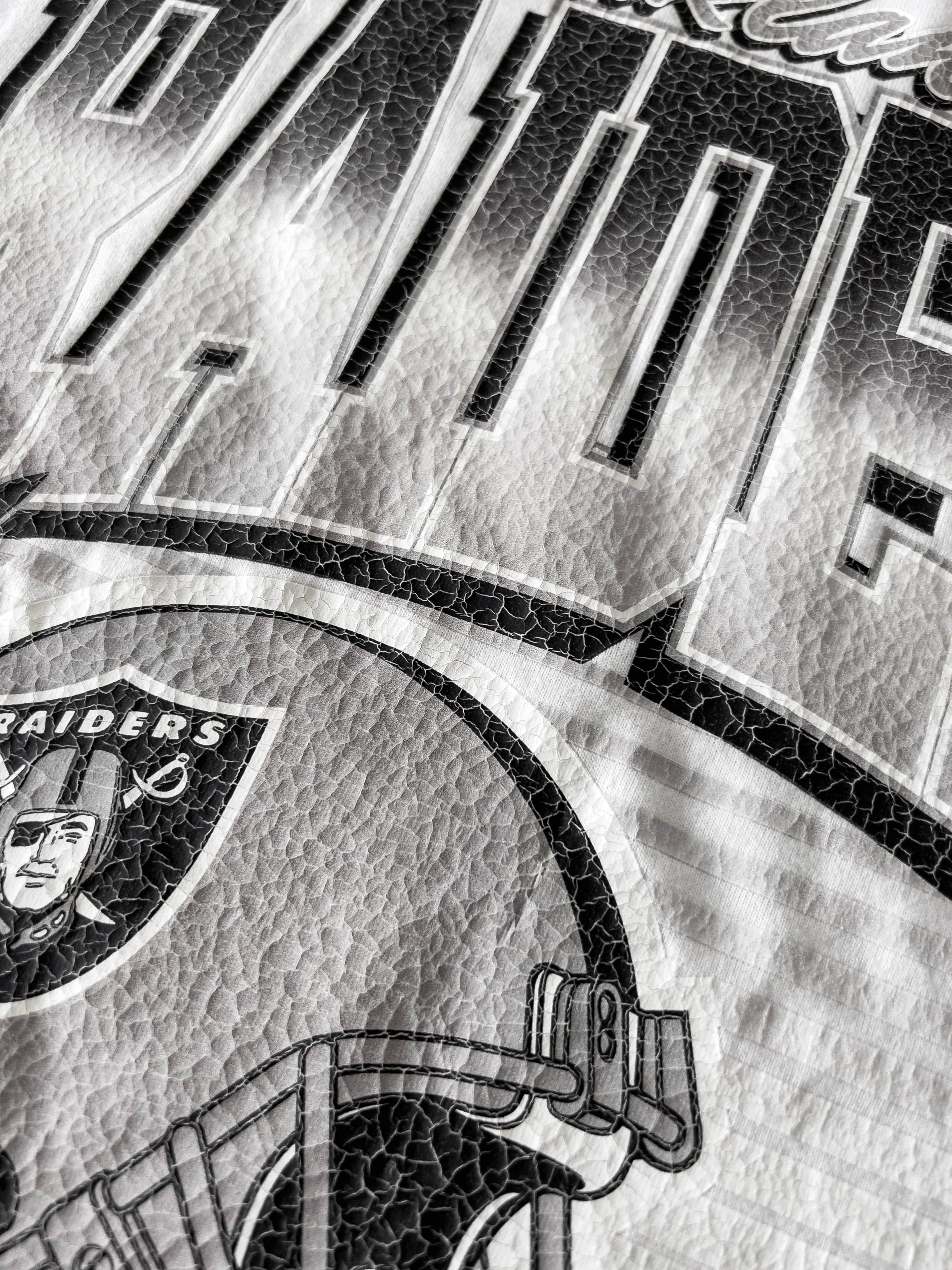 Las Vegas Raiders New Era NFL Helmet Crest T-Shirt - White