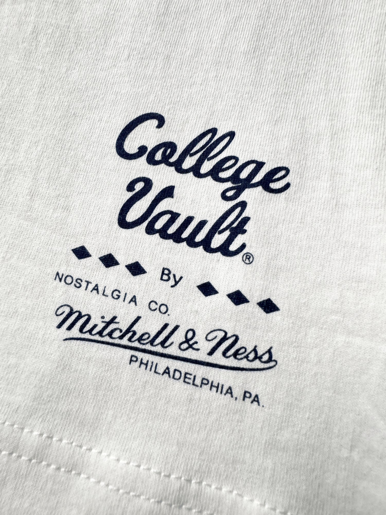 Michigan Wolverines Mitchell & Ness NCAA Champs Arch Vintage T-Shirt - Vintage White