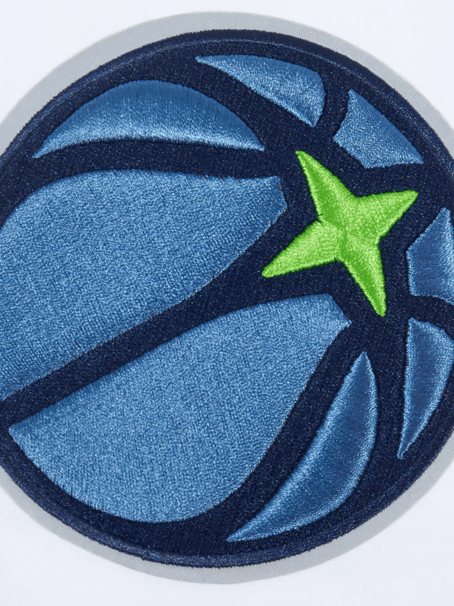 Minnesota Timberwolves Pro Standard NBA Team Chenille Flex T-Shirt - White