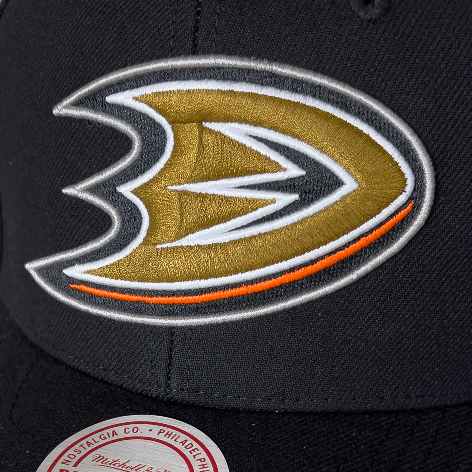 Anaheim Ducks Mitchell & Ness NHL Icon Pro Crown Snapback Hat - Black