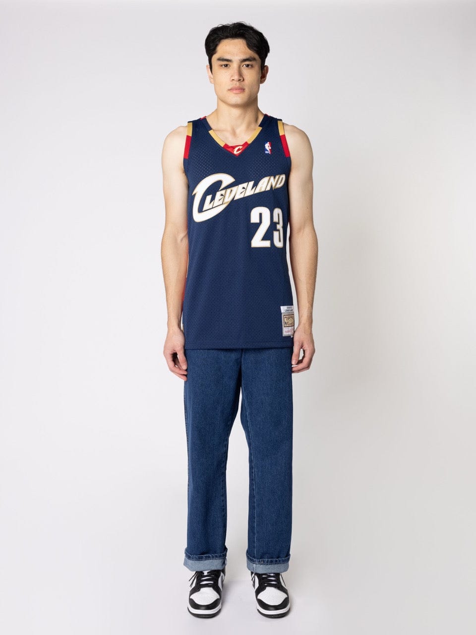 LeBron James Cleveland Cavaliers Mitchell & Ness NBA 08-09 Alt Swingman Jersey - Navy