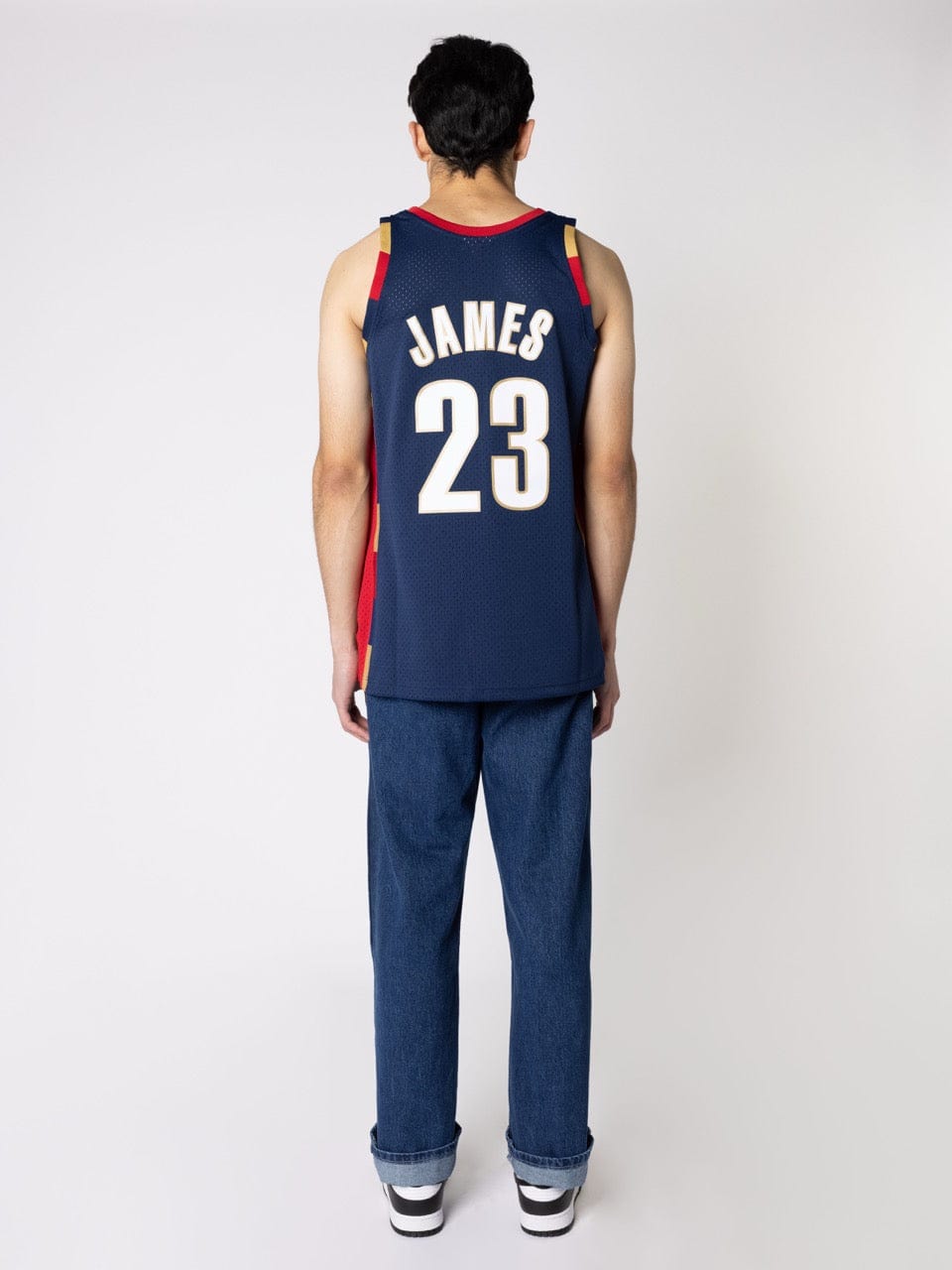 LeBron James Cleveland Cavaliers Mitchell & Ness NBA 08-09 Alt Swingman Jersey - Navy