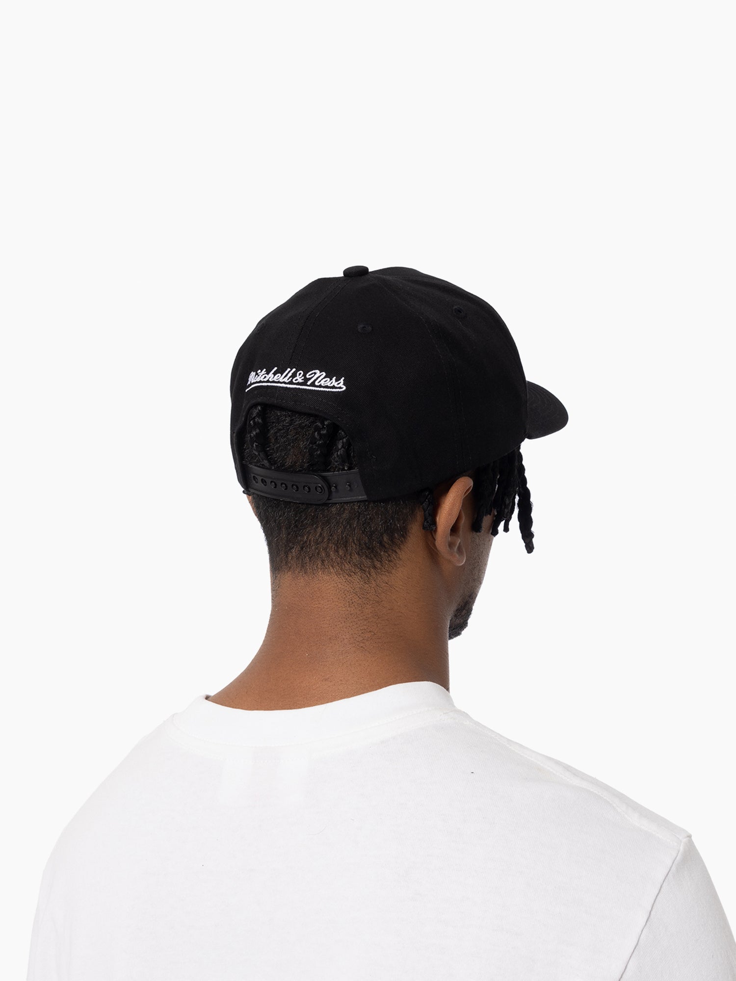 Chicago Bulls Mitchell & Ness NBA HWC Pro Pinch Snapback Hat - Black