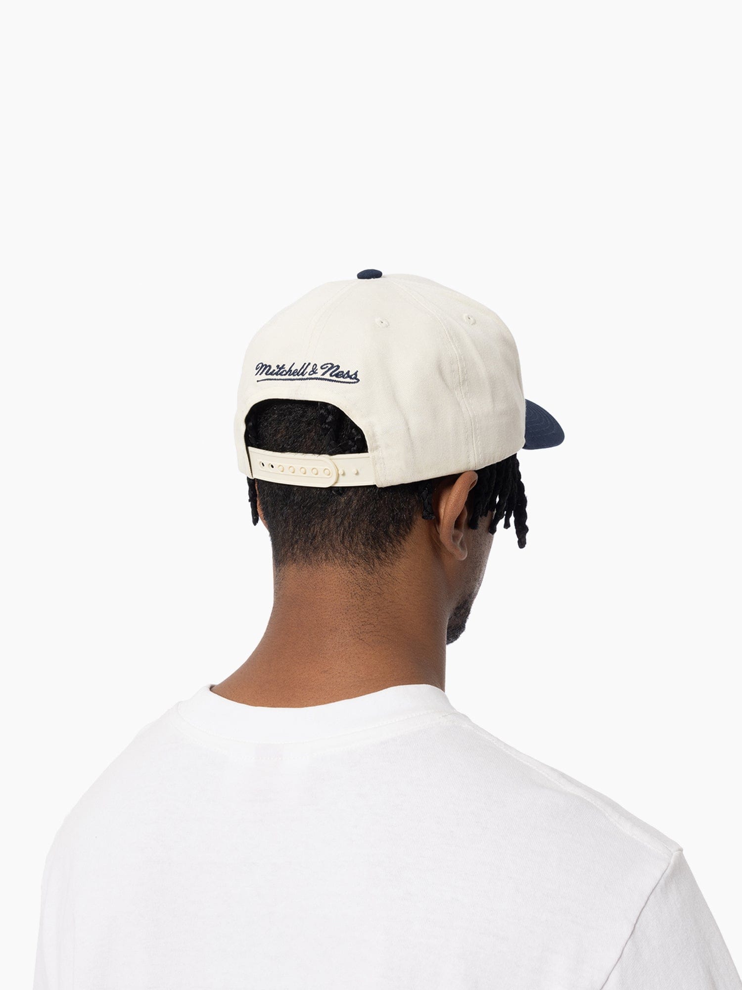 Denver Nuggets Mitchell & Ness NBA HWC 2T Pro Pinch Snapback Hat - Cream