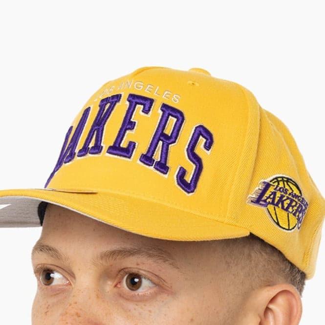 Los Angeles Lakers Mitchell & Ness NBA Wordmark Pro Crown Snapback Hat - Yellow
