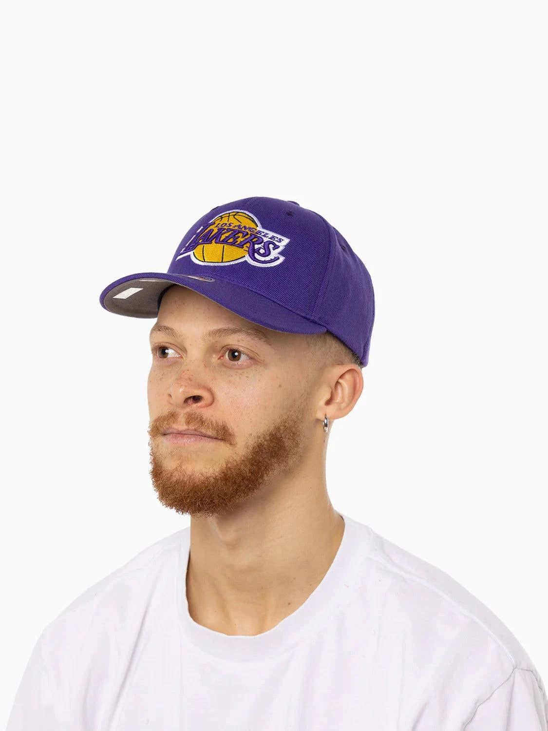 Los Angeles Lakers Mitchell & Ness NBA Team Classic Red Snapback Hat - Purple