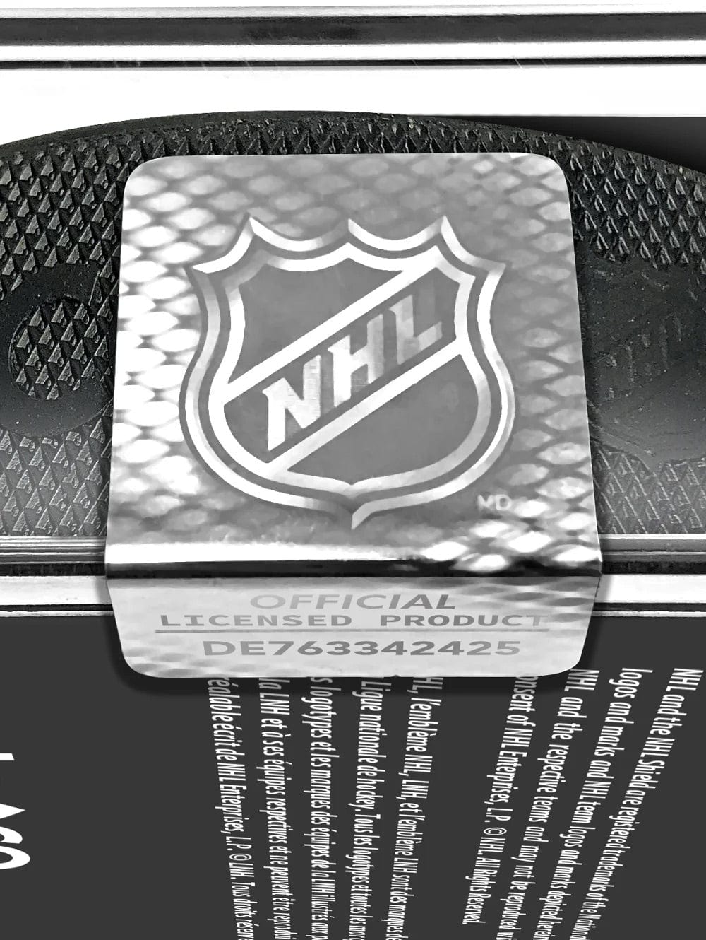 Vancouver Canucks Inglasco NHL 25-26 Official Game Hockey Puck In Cube