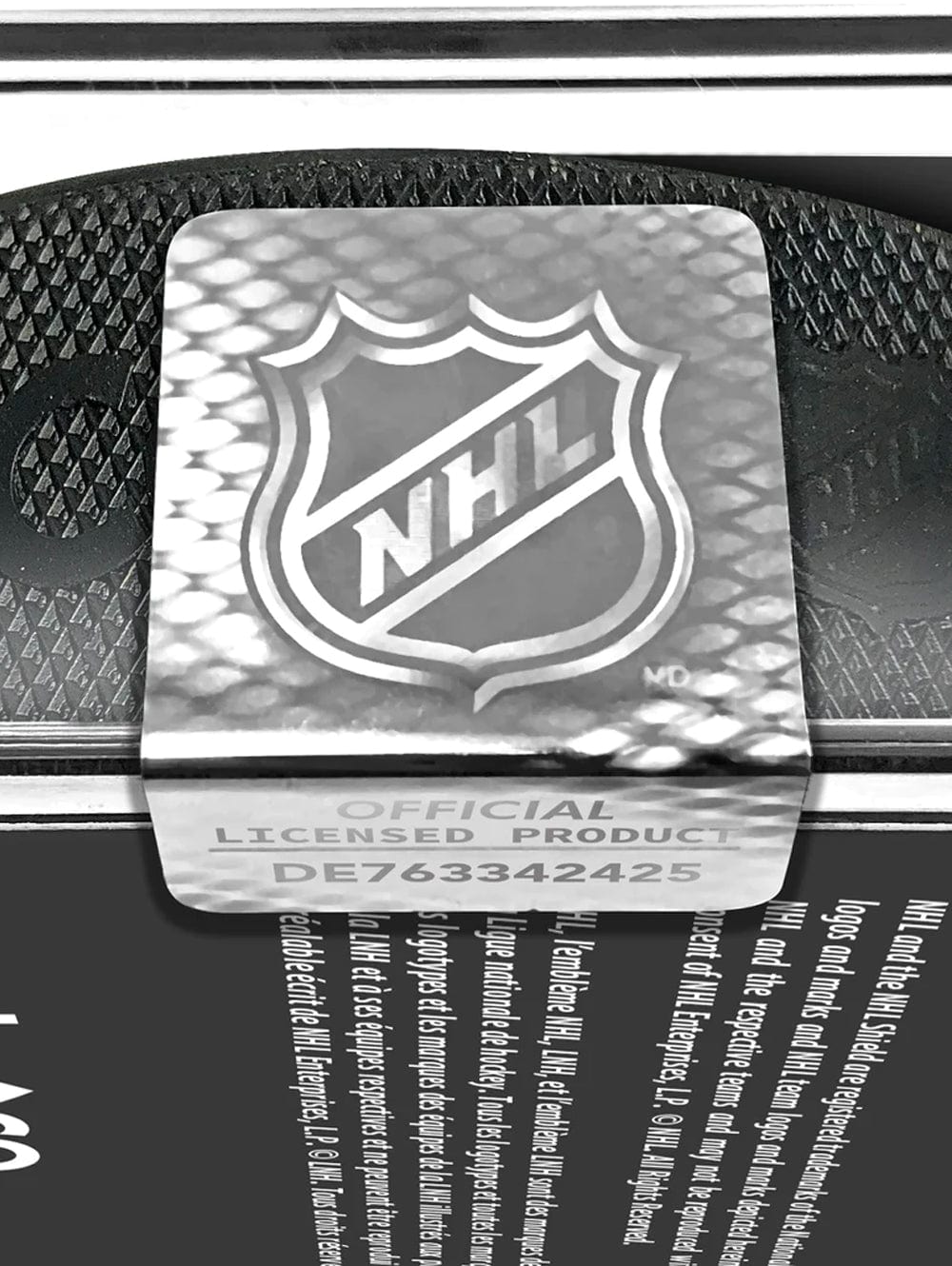San Jose Sharks Inglasco NHL 25-26 Official Game Puck In Cube