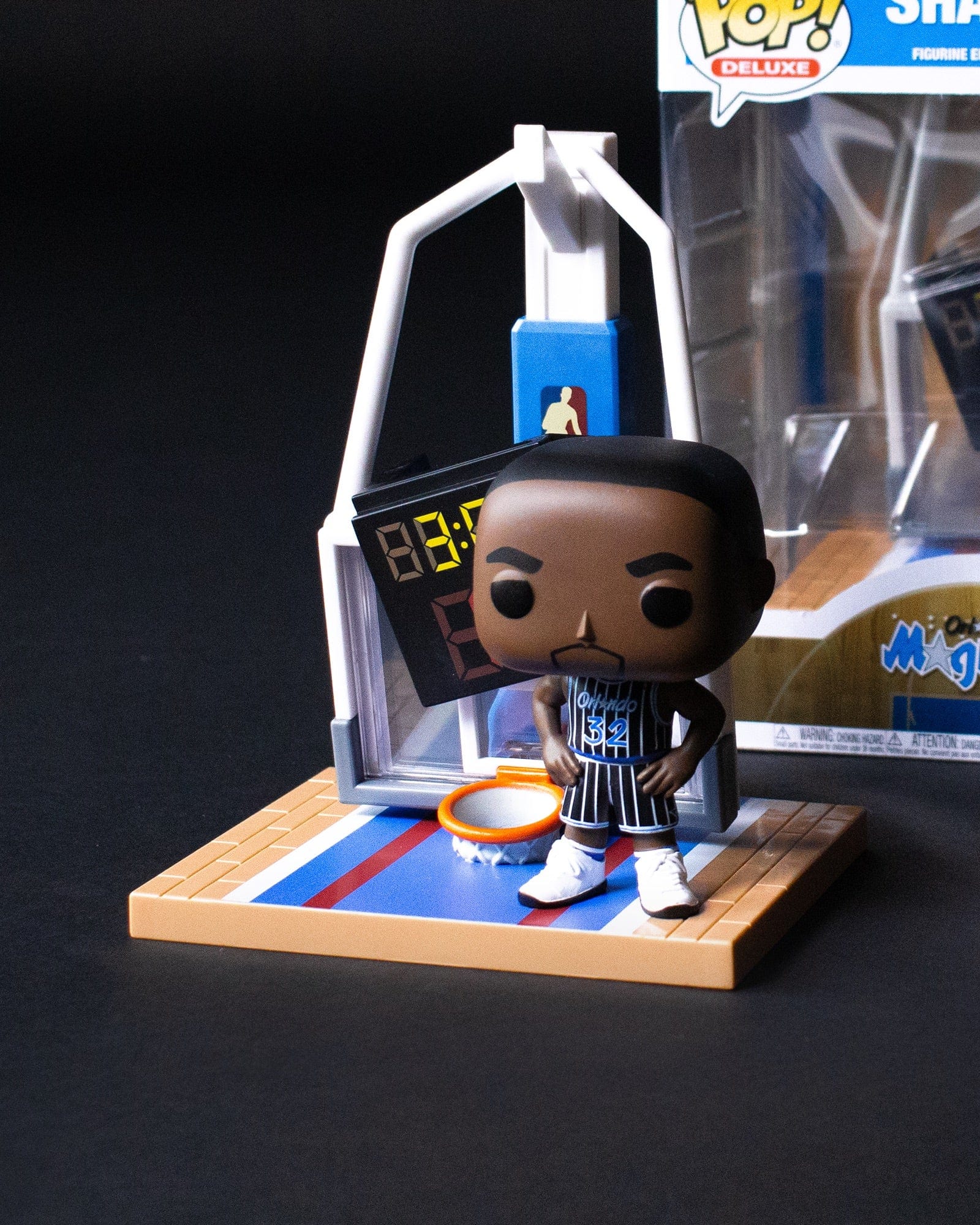 Shaquille O'Neal Orlando Magic Funko Deluxe NBA Vinyl Pop Figure - 207