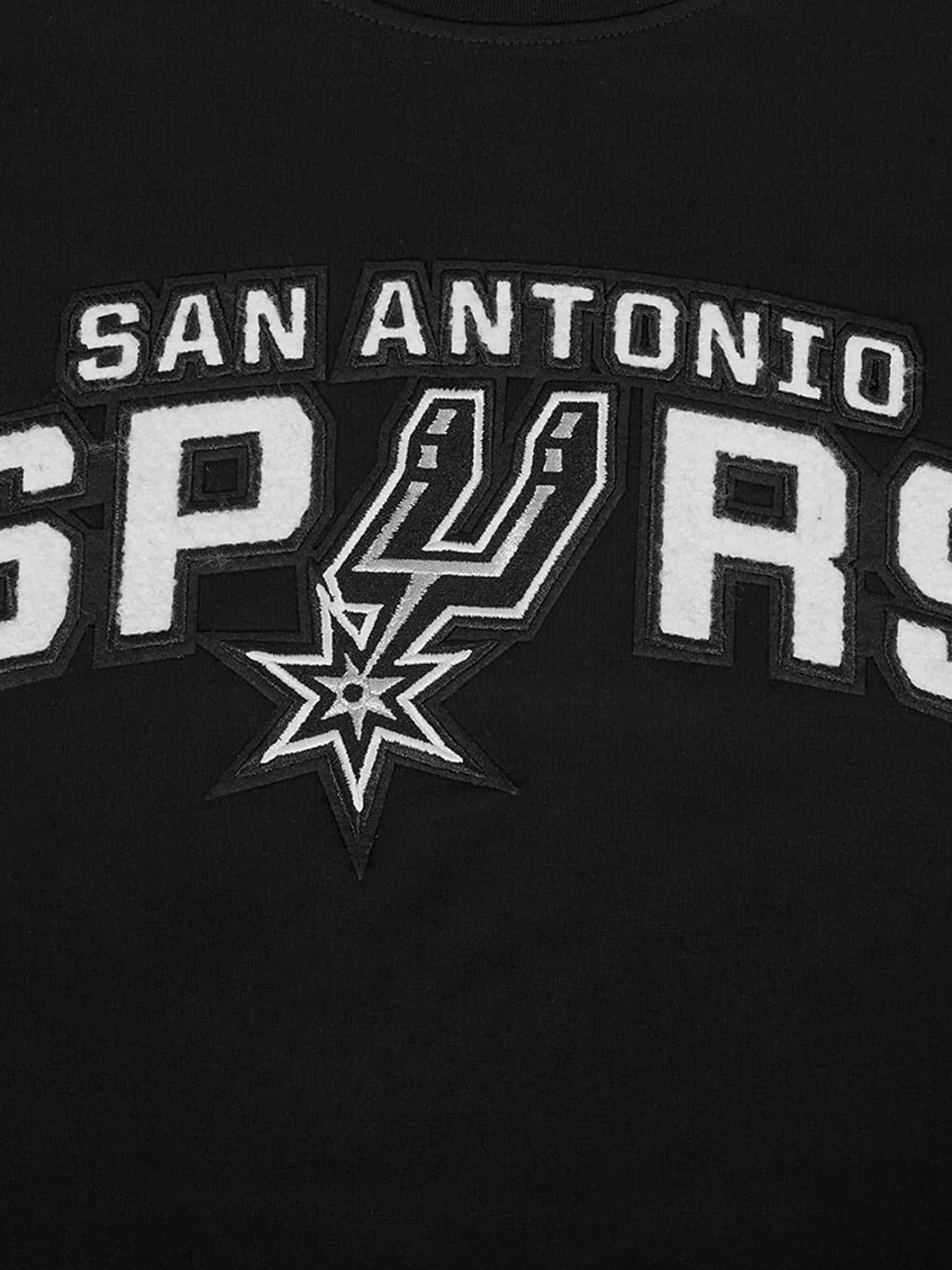 San Antonio Spurs Pro Standard NBA Team Chenille Flex T-Shirt - Black