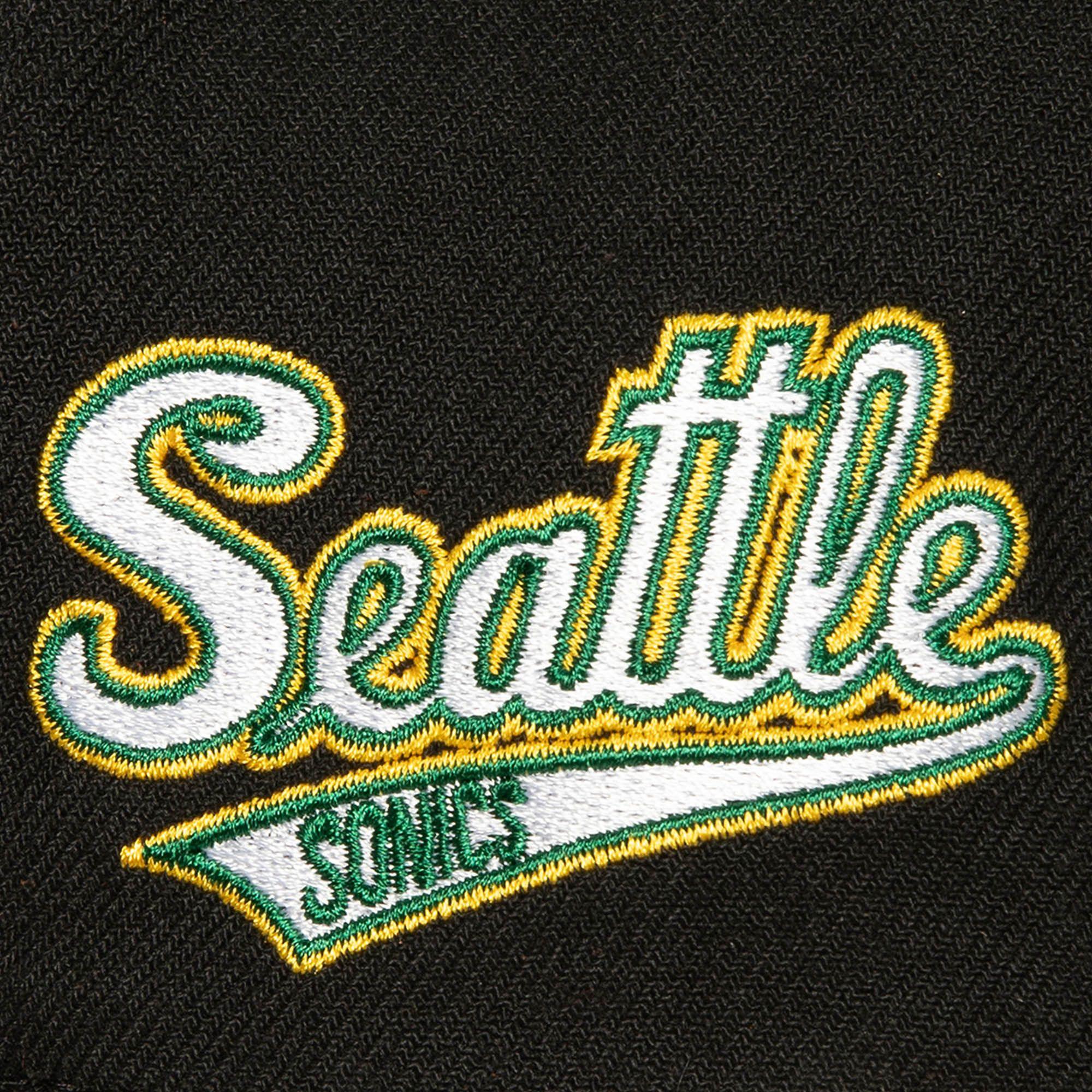 Seattle Supersonics Mitchell & Ness NBA HWC Icon Pro Crown Snapback Hat - Black