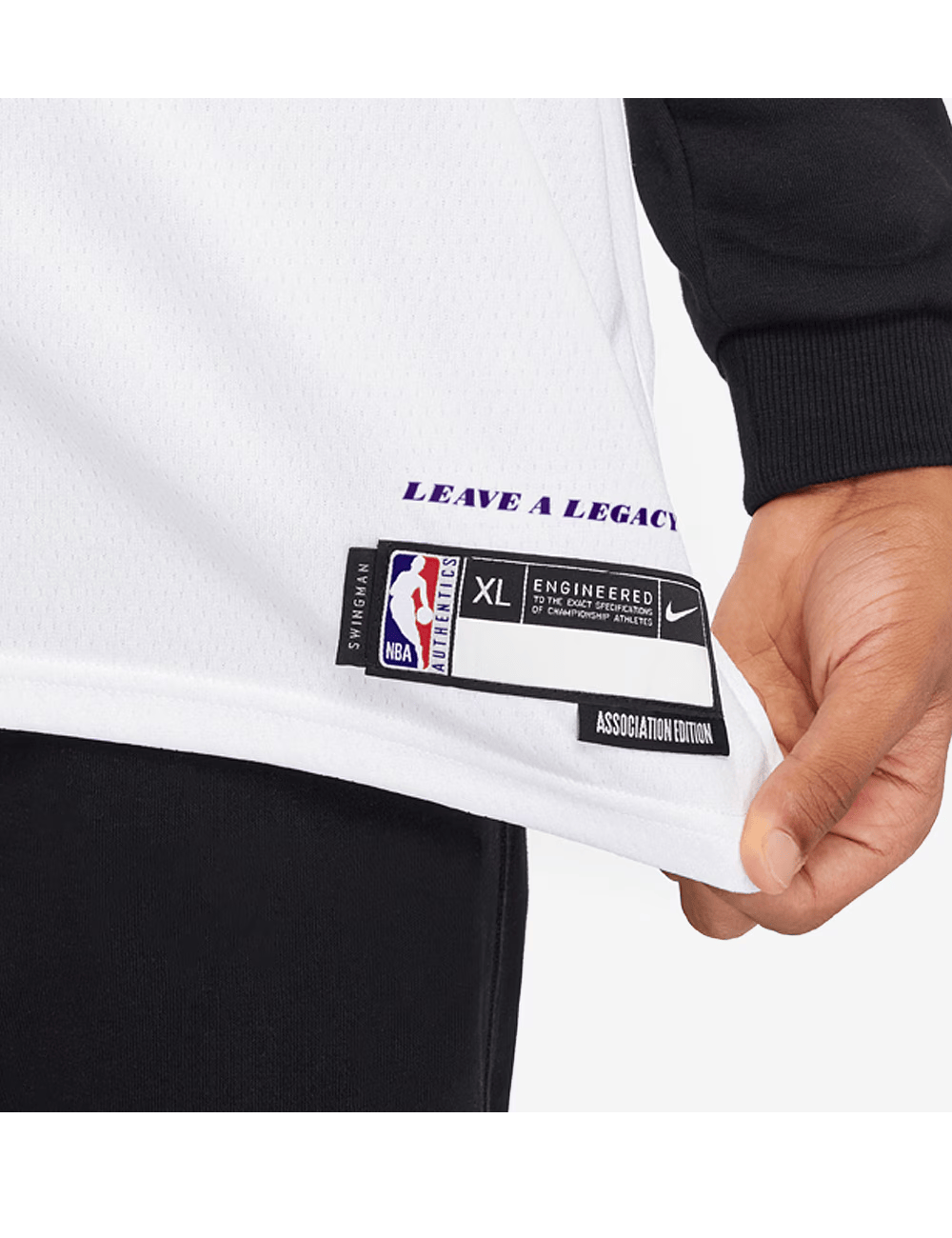 Youths LeBron James Los Angeles Lakers Nike NBA Association Jersey - White