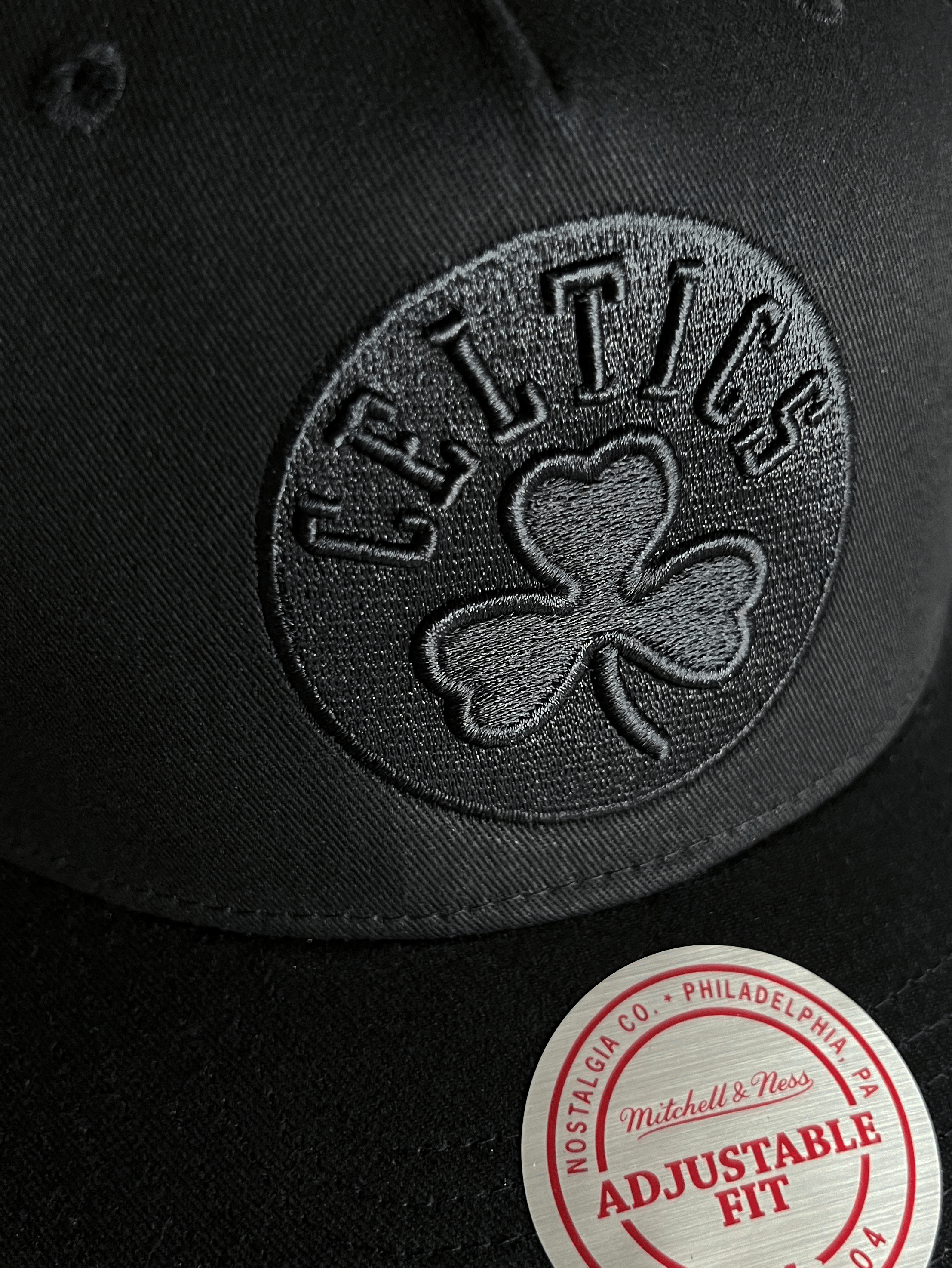 Mitchell And Ness Caps Boston Celtics Mitchell & Ness NBA All Black MVP Snapback Hat - Black