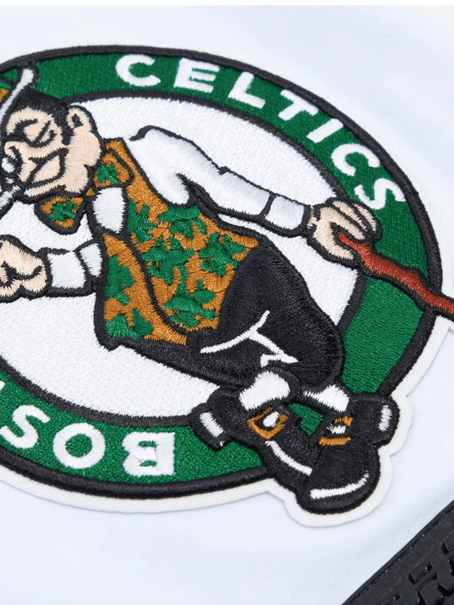 Pro Standard T-Shirts Boston Celtics Pro Standard NBA Team Chenille Flex T-Shirt - White