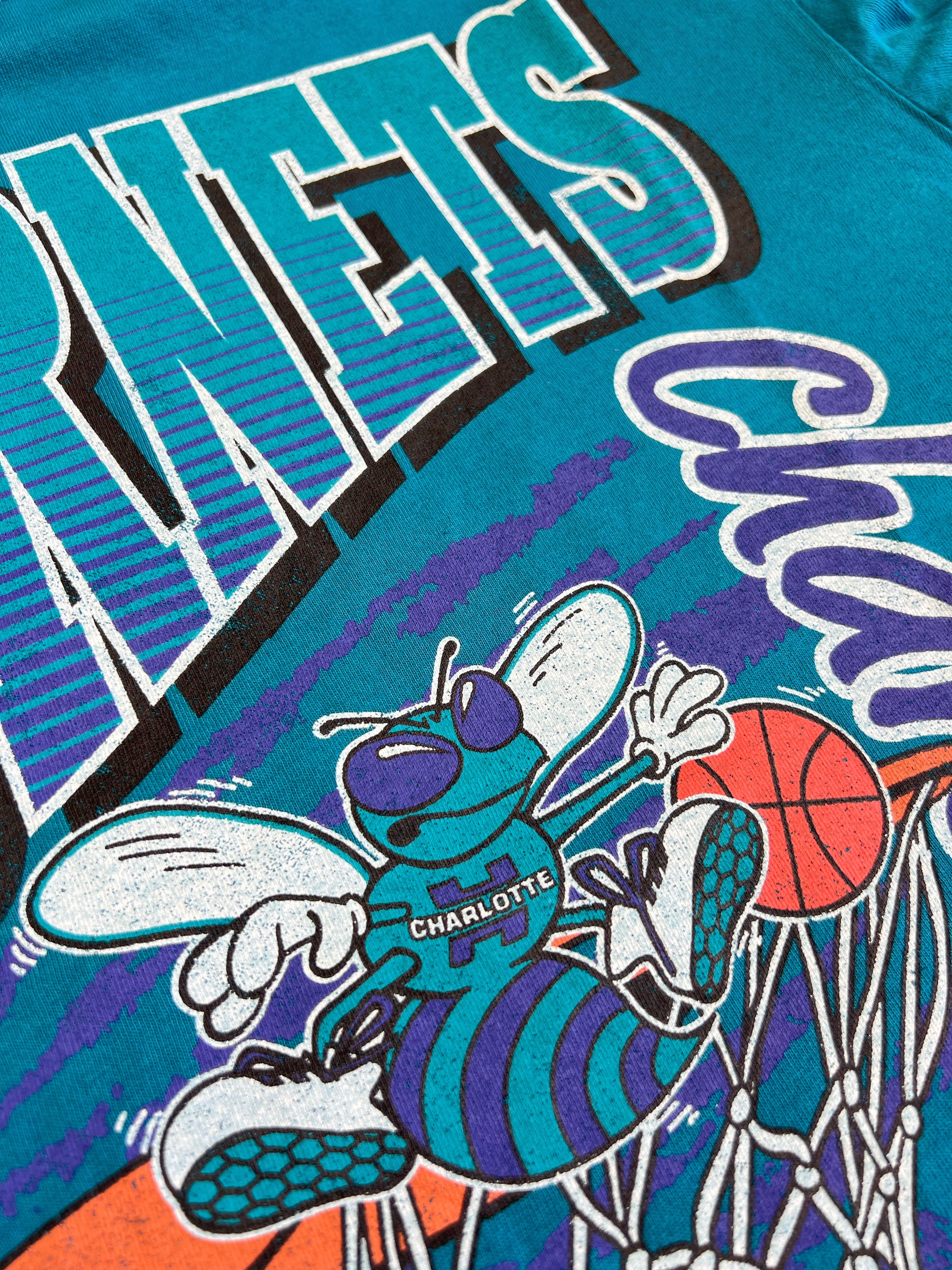 Mitchell And Ness T-Shirts Charlotte Hornets Mitchell & Ness NBA Basketed Vintage T-Shirt - Teal