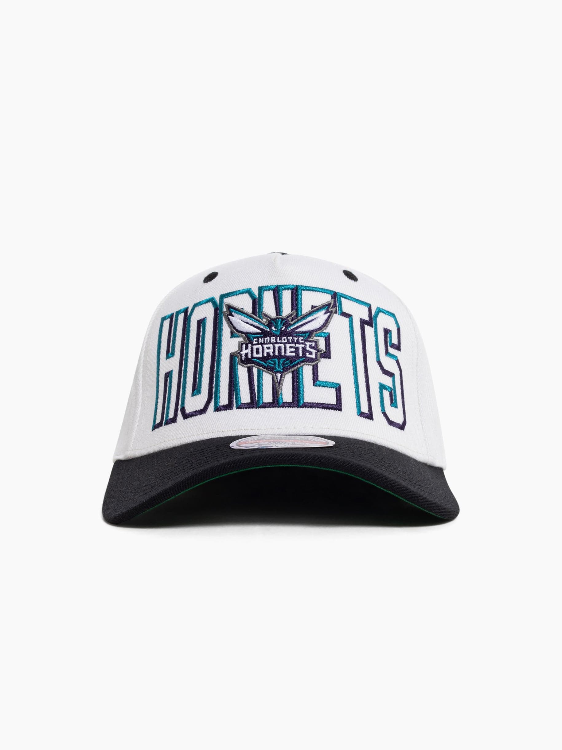 Mitchell And Ness Caps Charlotte Hornets Mitchell & Ness NBA Bevel Classic Red Snapback Hat - White