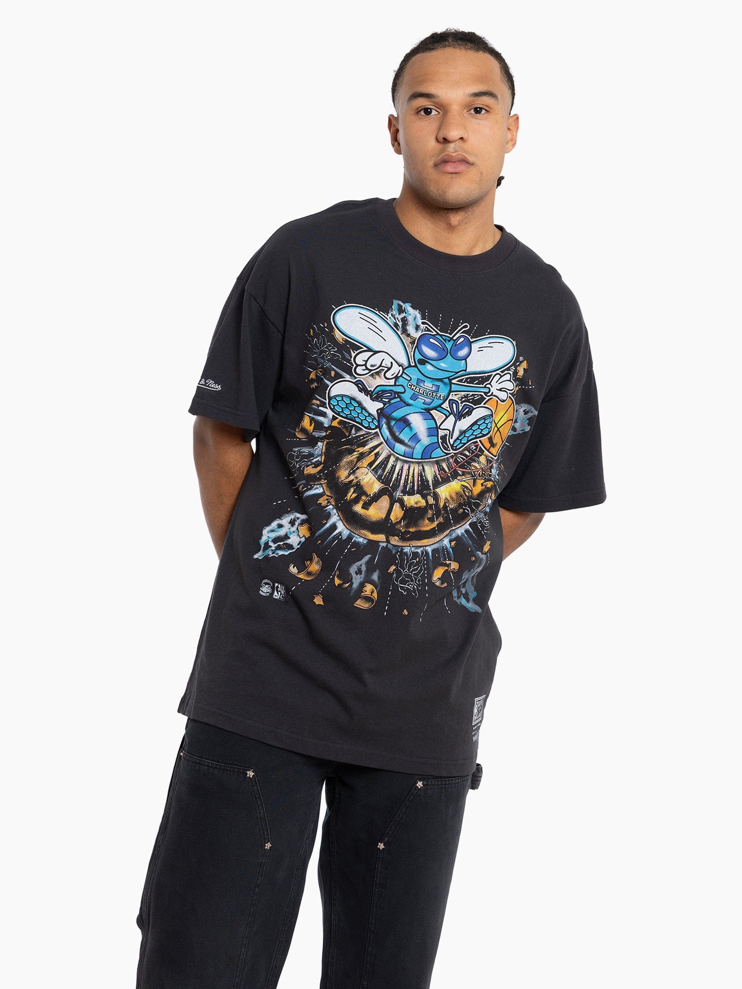 Mitchell And Ness T-Shirts Charlotte Hornets Mitchell & Ness NBA Explode Vintage T-Shirt - Faded Black