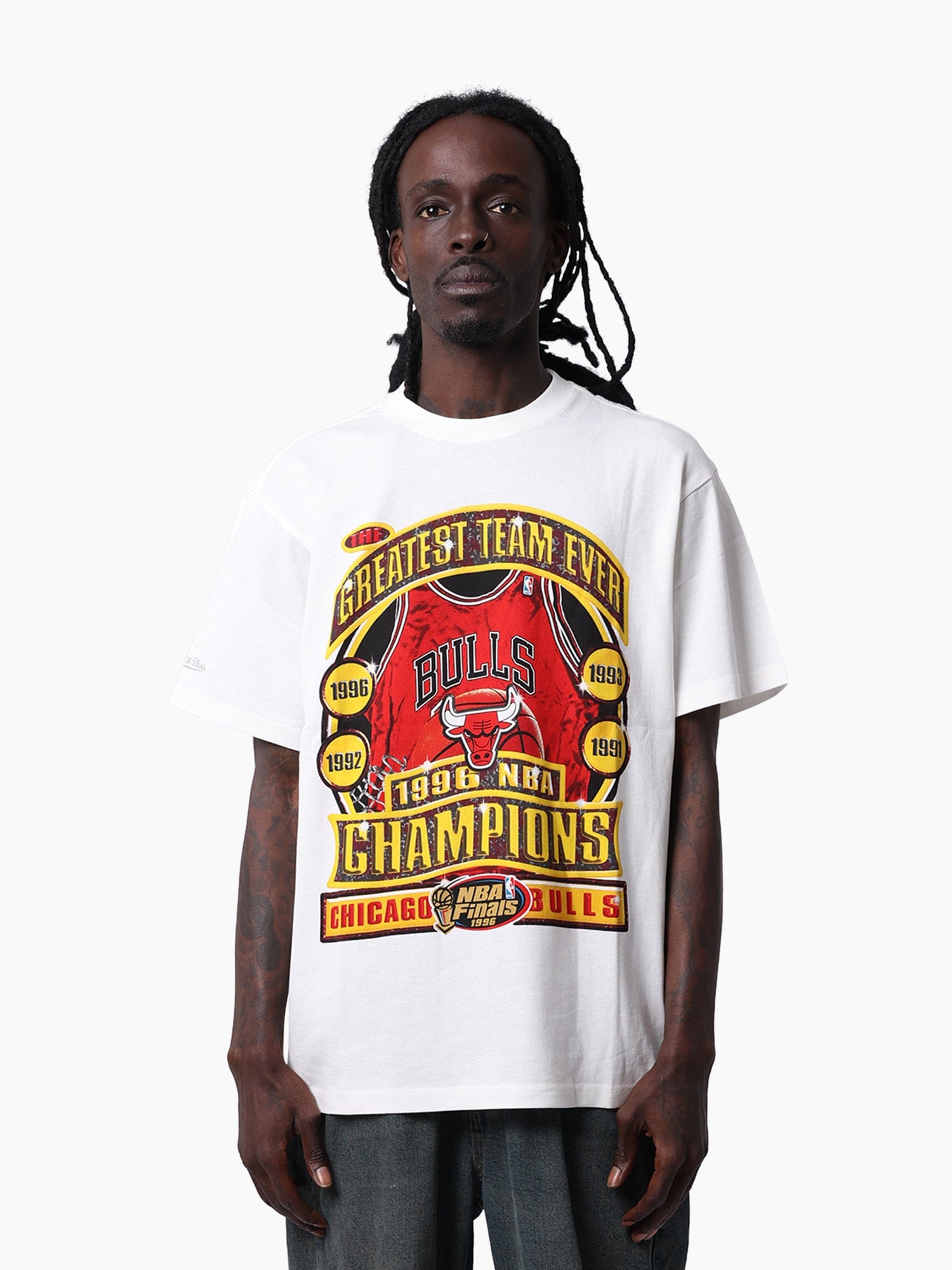 Mitchell And Ness T-Shirts Chicago Bulls Mitchell & Ness NBA 96 Champs Vintage T-Shirt - Vintage White
