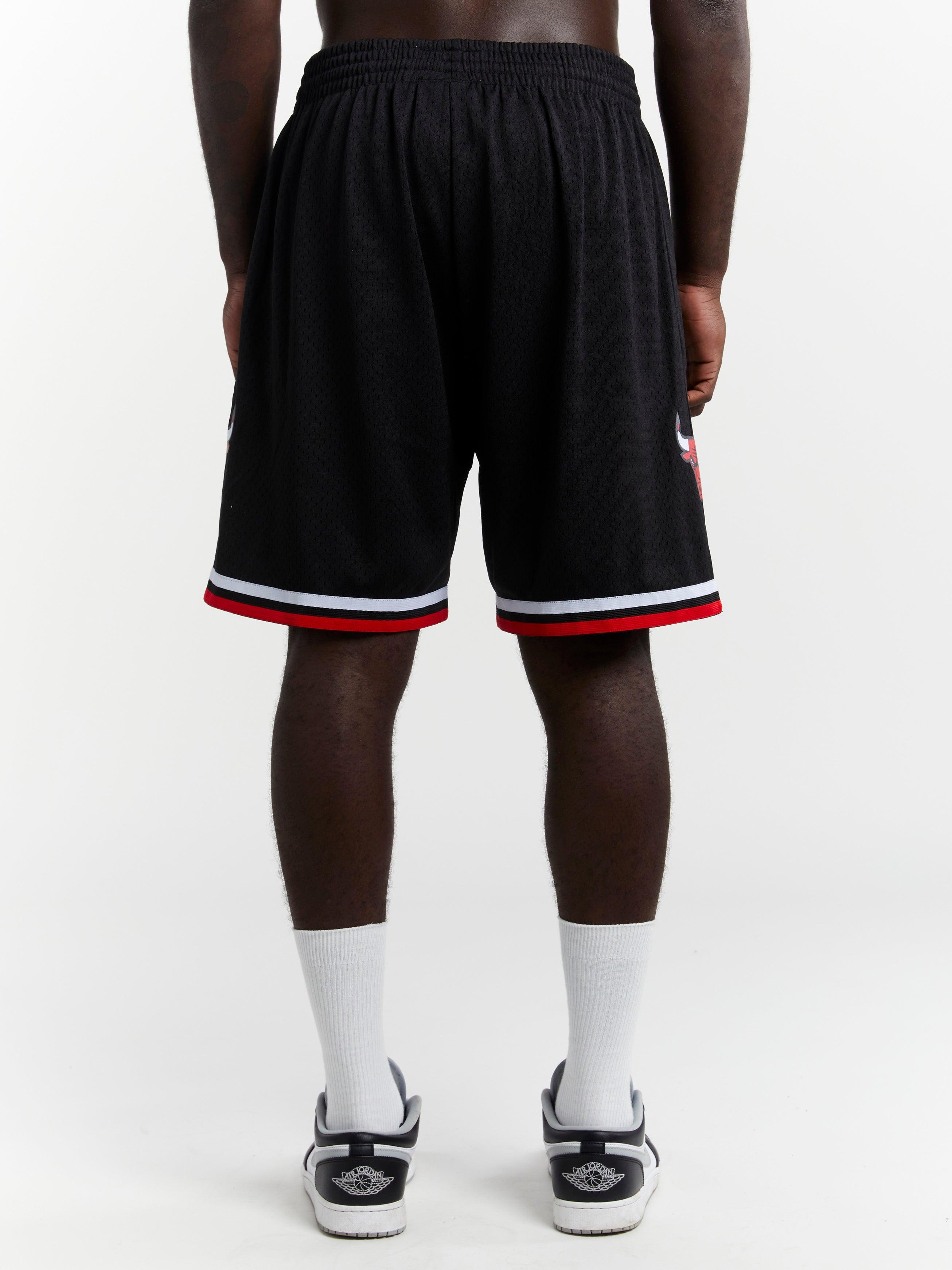 Mitchell And Ness Shorts Chicago Bulls Mitchell & Ness NBA 97-98 Alt Swingman Shorts - Black