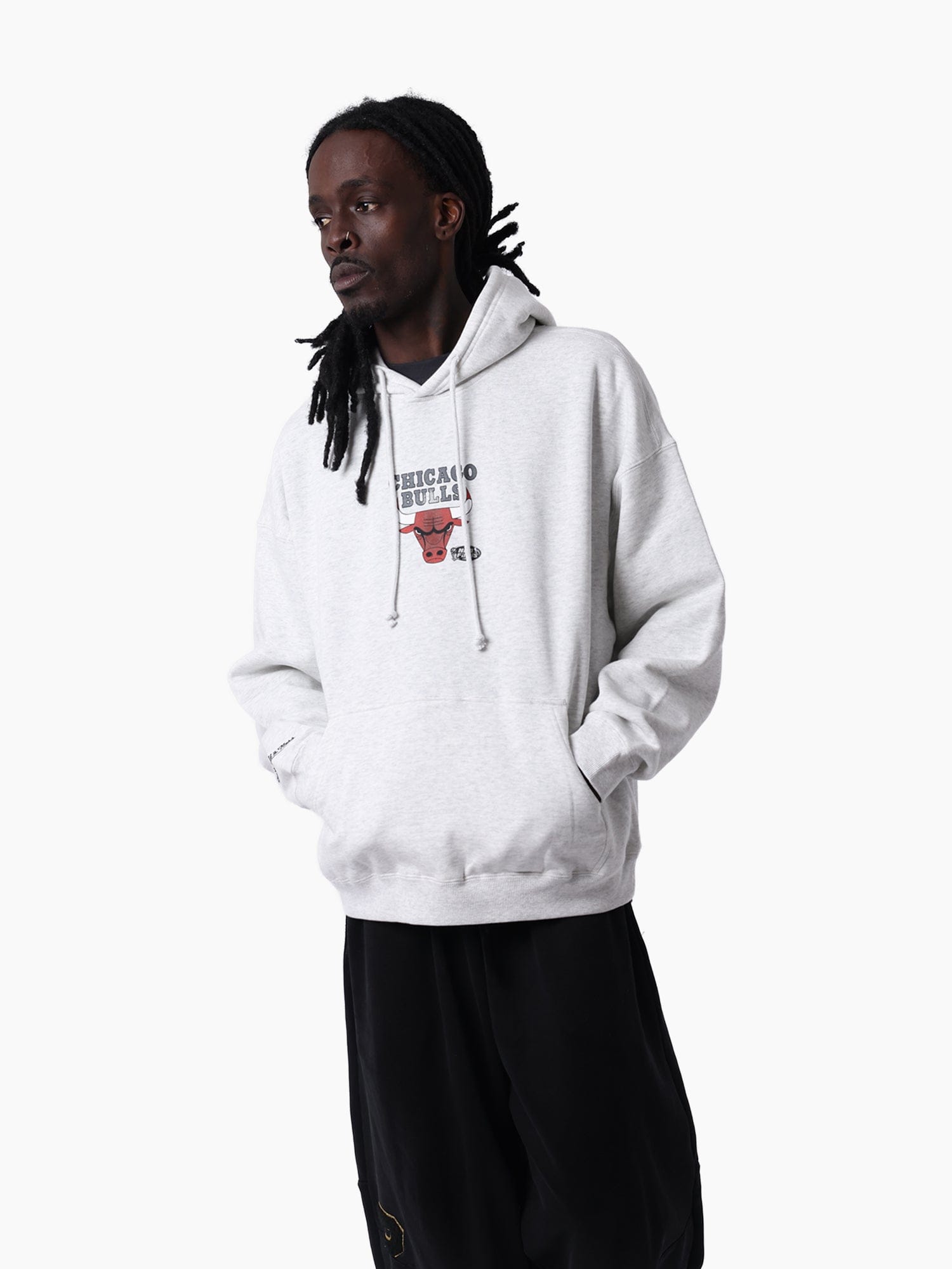 Mitchell And Ness Jumpers Chicago Bulls Mitchell & Ness NBA Champs Trophy Vintage Hoodie Jumper - Silver Marle