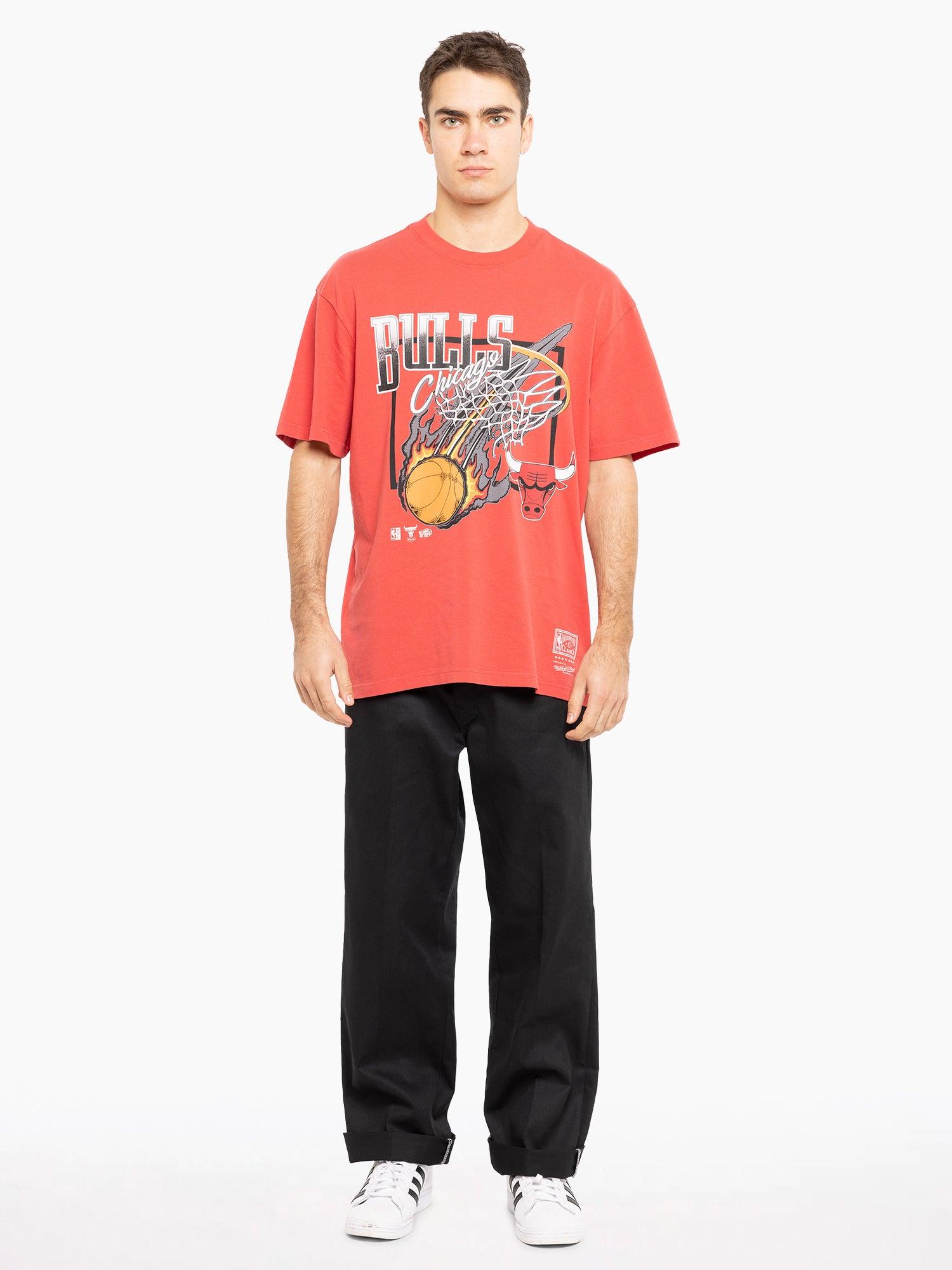 Mitchell And Ness T-Shirts Chicago Bulls Mitchell & Ness NBA Fireball Vintage T-Shirt - Faded Red