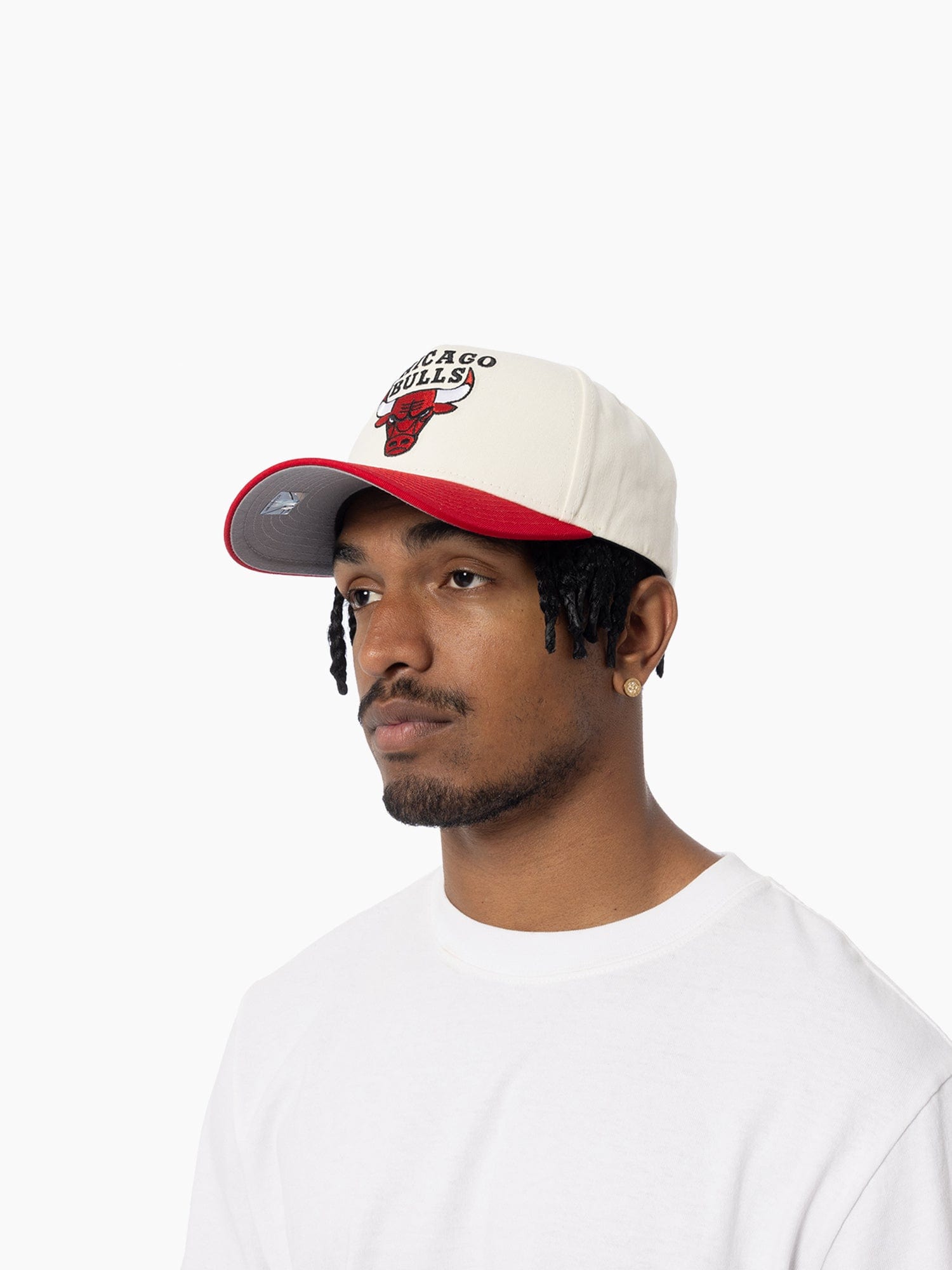 Mitchell And Ness Caps Chicago Bulls Mitchell & Ness NBA HWC 2T Pro Pinch Snapback Hat - Cream