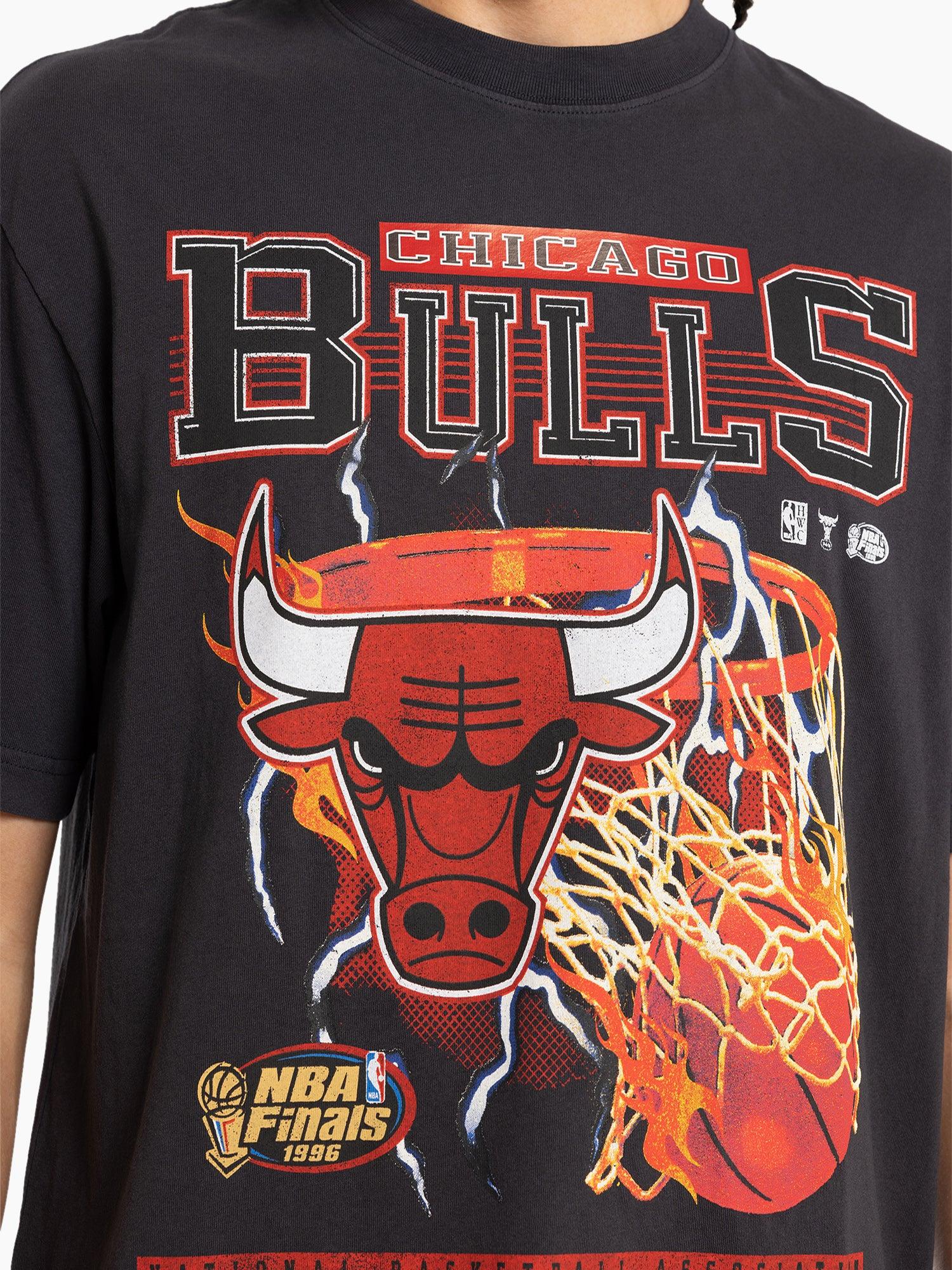 Mitchell And Ness T-Shirts Chicago Bulls Mitchell & Ness NBA Lightning Hoop Vintage T-Shirt - Black