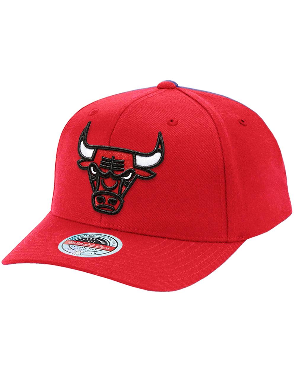 Mitchell And Ness Caps Chicago Bulls Mitchell & Ness NBA Team Classic Red Snapback Hat - Red