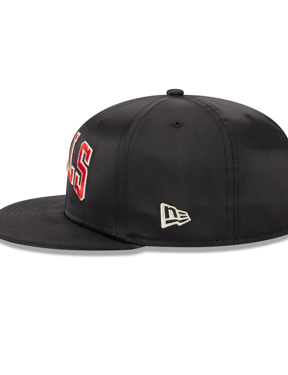 New Era Caps Chicago Bulls New Era NBA Satin Champs 9FIFTY Snapback Hat - Black