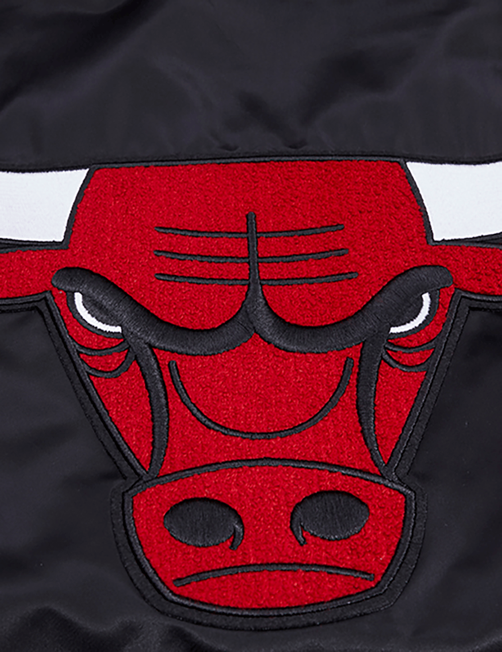 Pro Standard Jackets Chicago Bulls Pro Standard NBA Retro Classic Lightweight Satin Jacket - Black