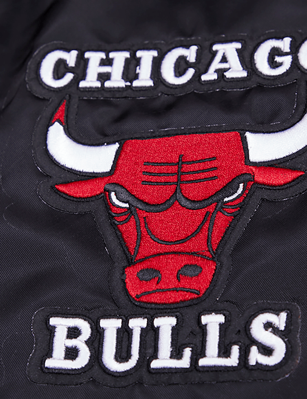 Pro Standard Jackets Chicago Bulls Pro Standard NBA Retro Classic Lightweight Satin Jacket - Black