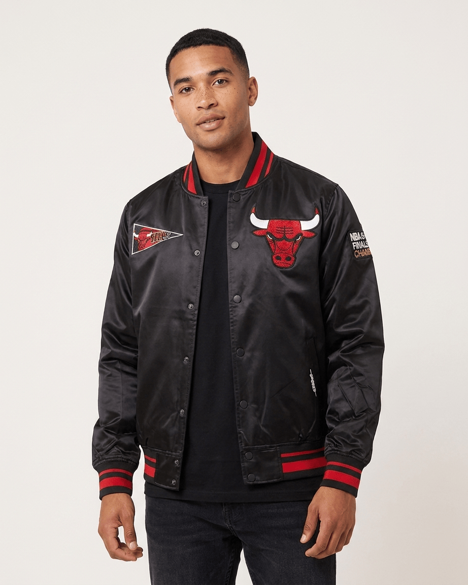 Pro Standard Jackets Chicago Bulls Pro Standard NBA Retro Classic Lightweight Satin Jacket - Black
