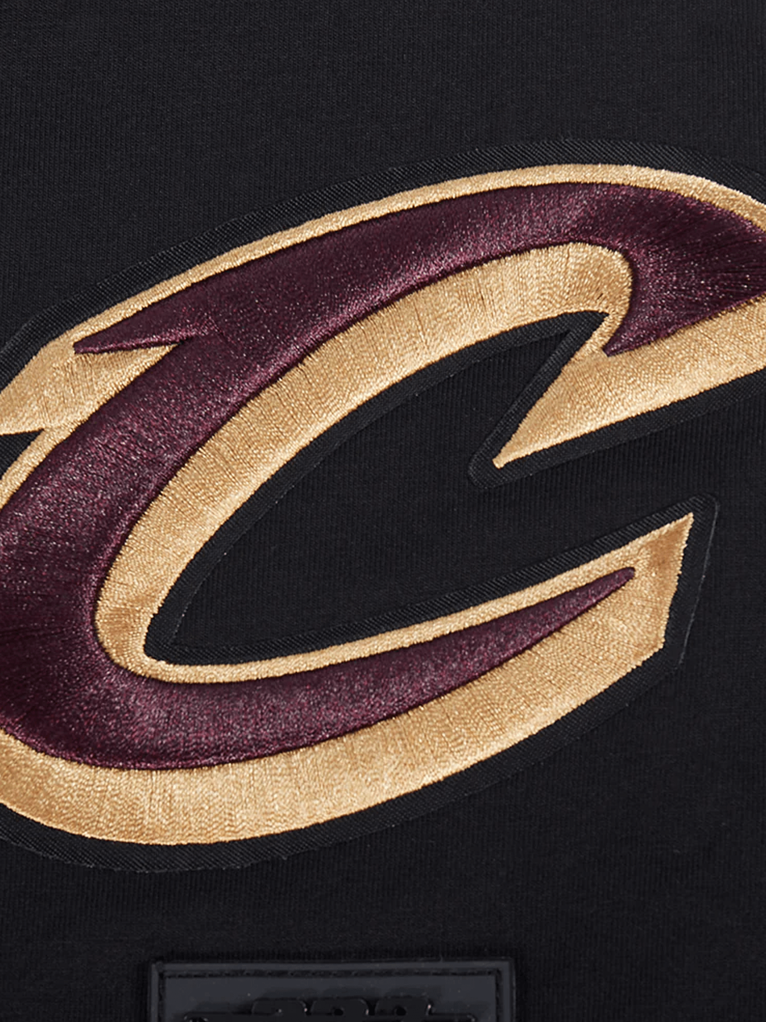 Pro Standard T-Shirts Cleveland Cavaliers Pro Standard NBA Team Chenille Flex T-Shirt - Black