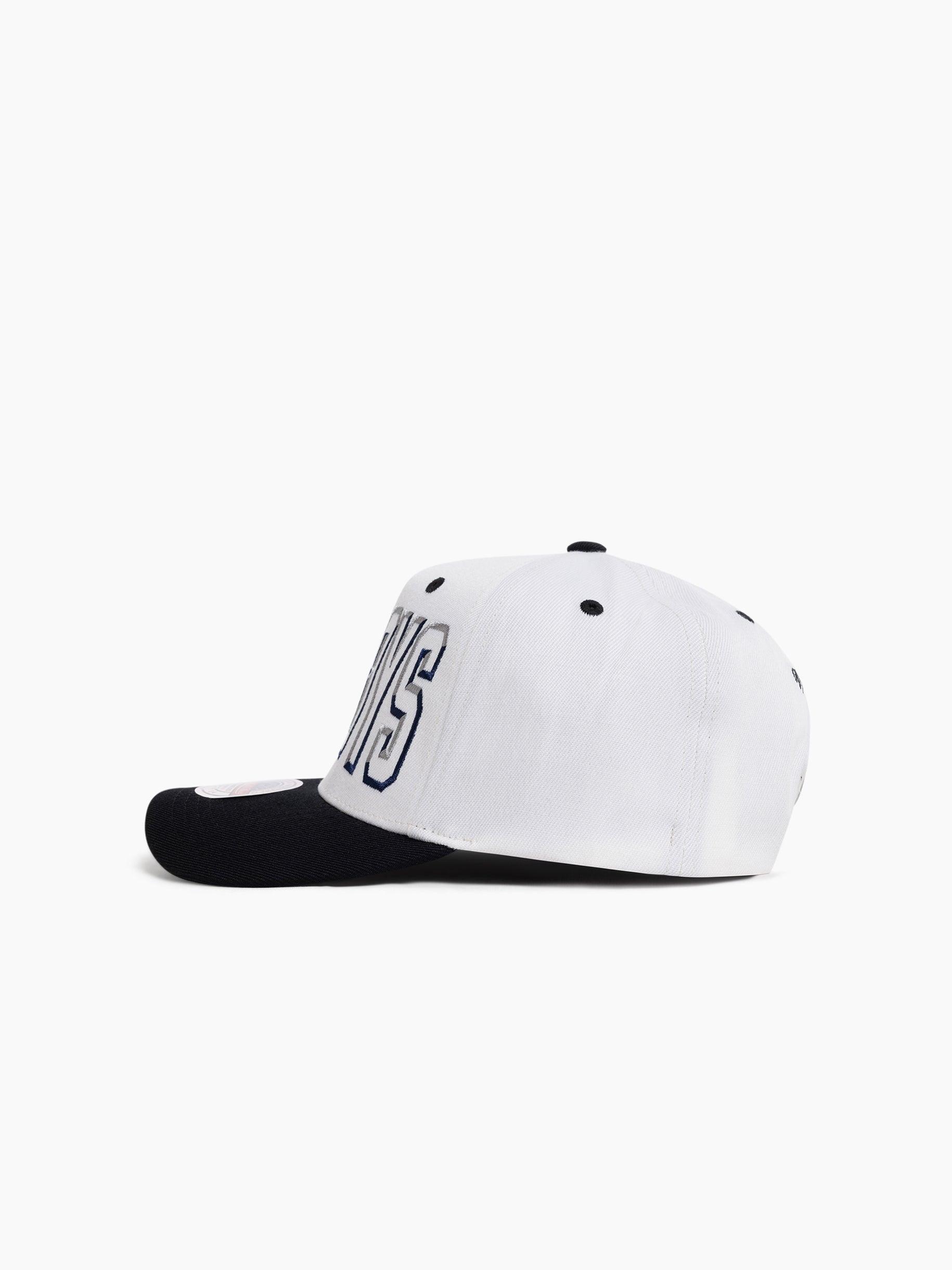 Mitchell And Ness Caps Dallas Cowboys Mitchell & Ness NFL Bevel Classic Red Snapback Hat - White